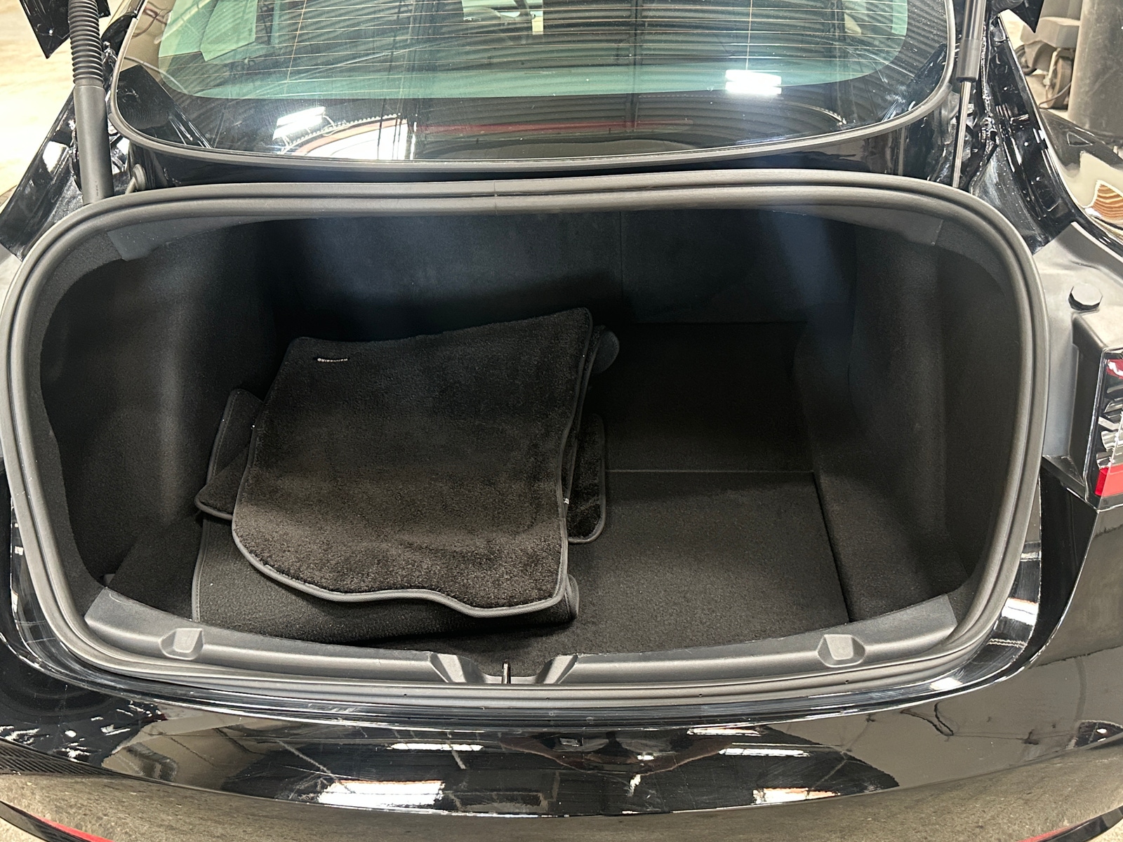 Thumbnail: 2023 Tesla Model 3 - 6
