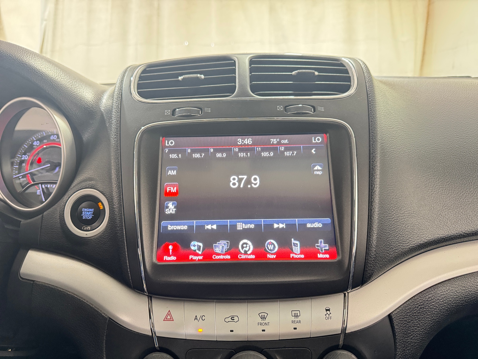 Thumbnail: 2018 Dodge Journey - 3