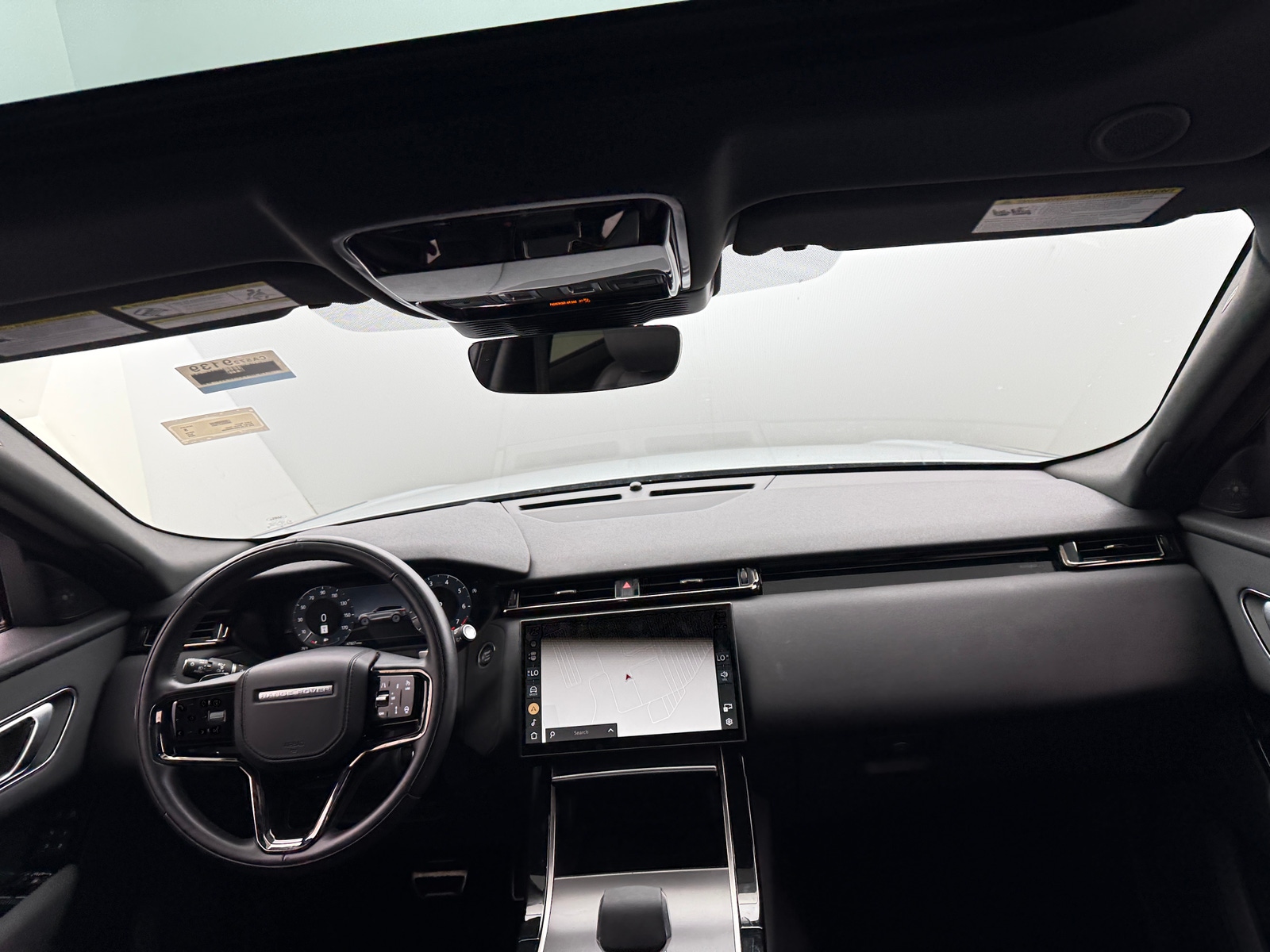 Thumbnail: 2025 Land Rover Range Rover Velar - 2