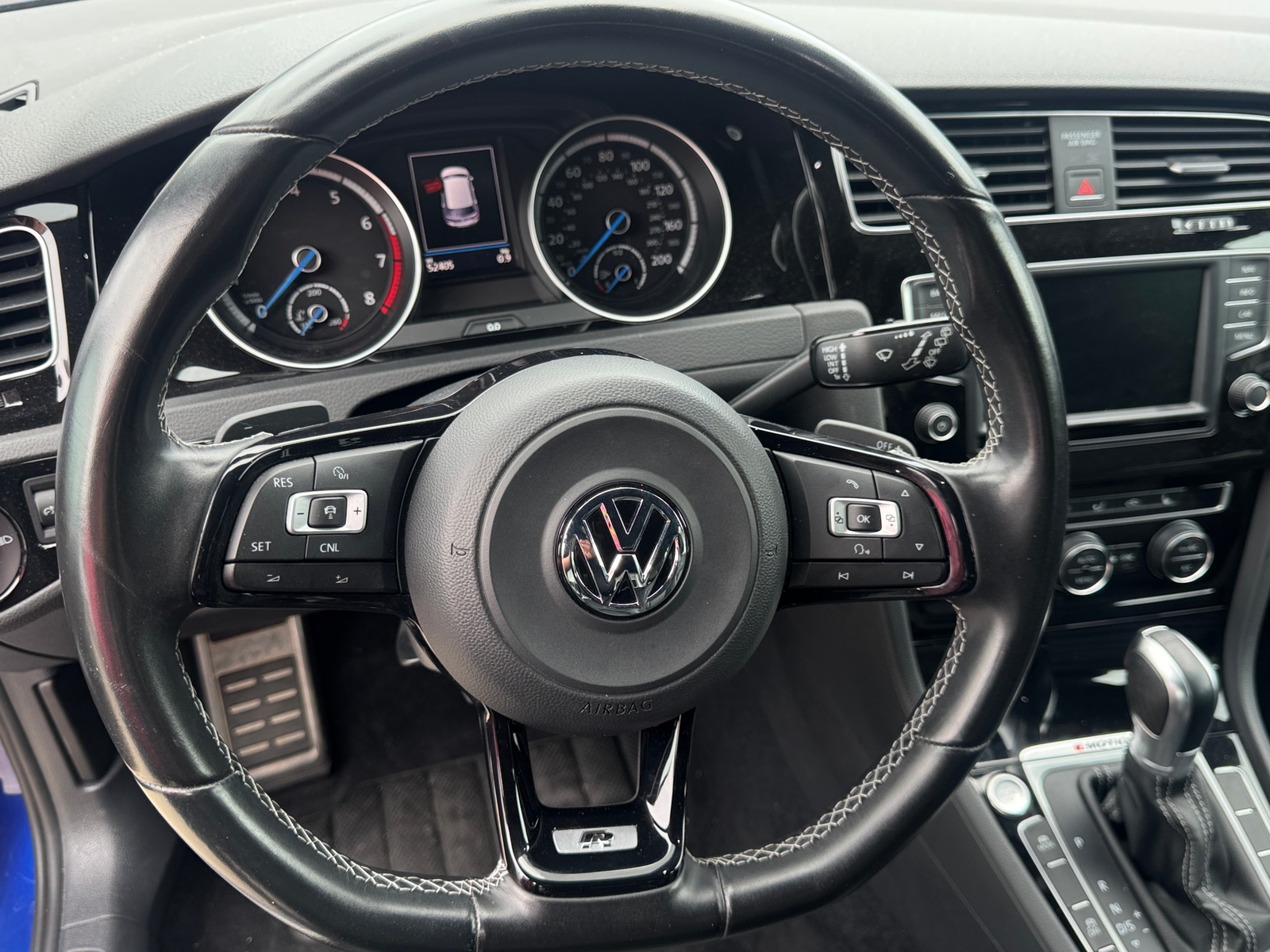 Thumbnail: 2017 Volkswagen Golf - 4