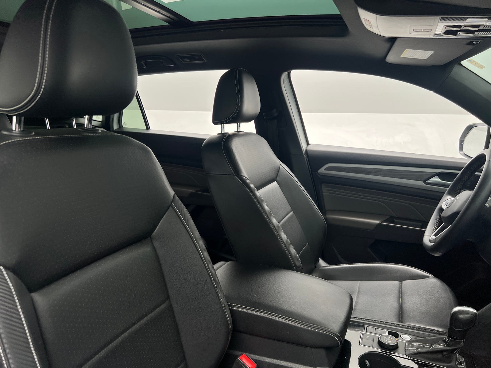 Thumbnail: 2022 Volkswagen Atlas - 2