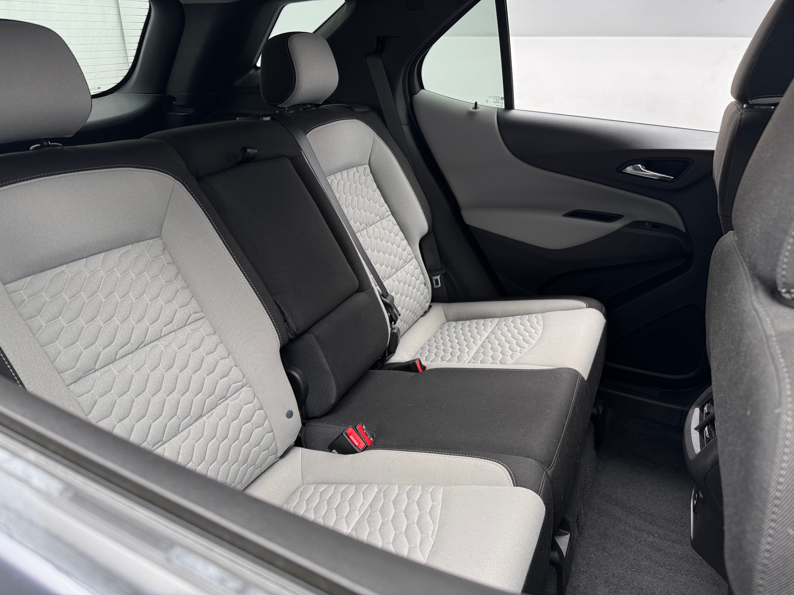 Thumbnail: 2021 Chevrolet Equinox - 6
