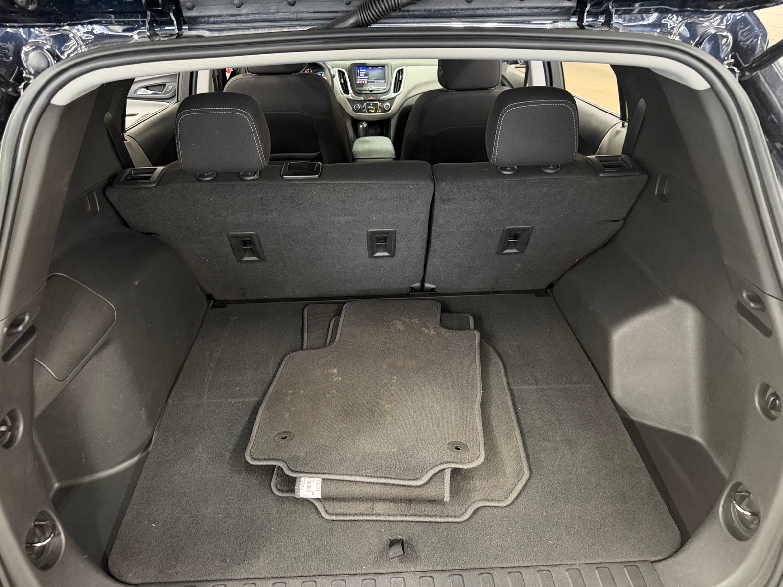 Thumbnail: 2021 Chevrolet Equinox - 7