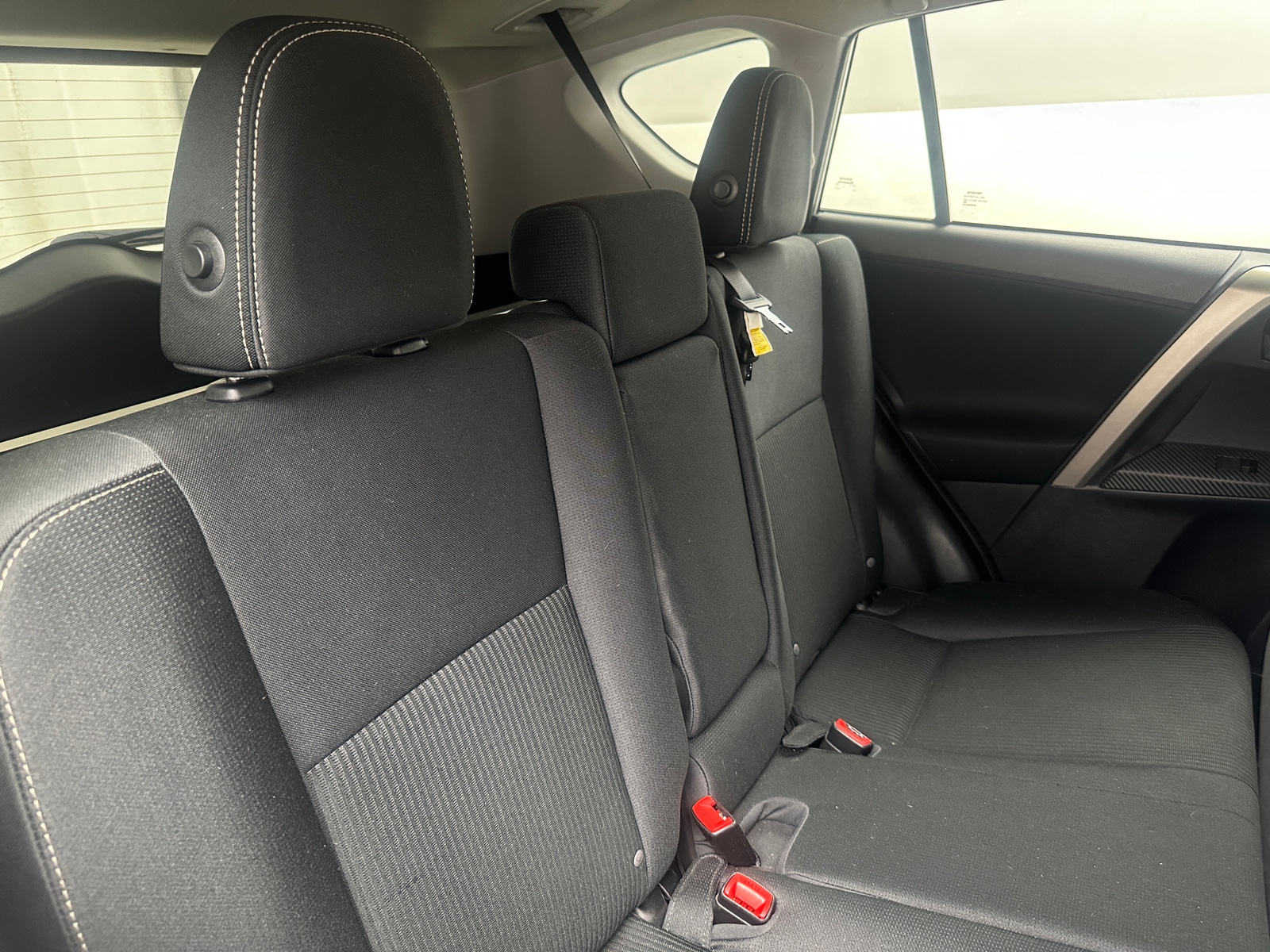 Thumbnail: 2015 Toyota RAV4 - 6