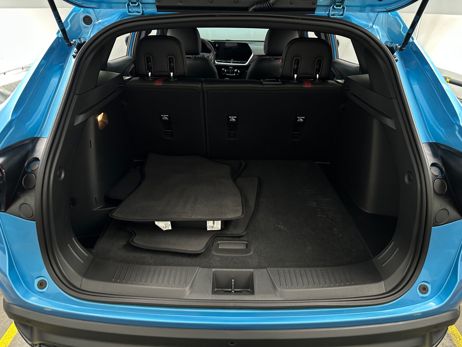 Thumbnail: 2026 Chevrolet Trax - 6