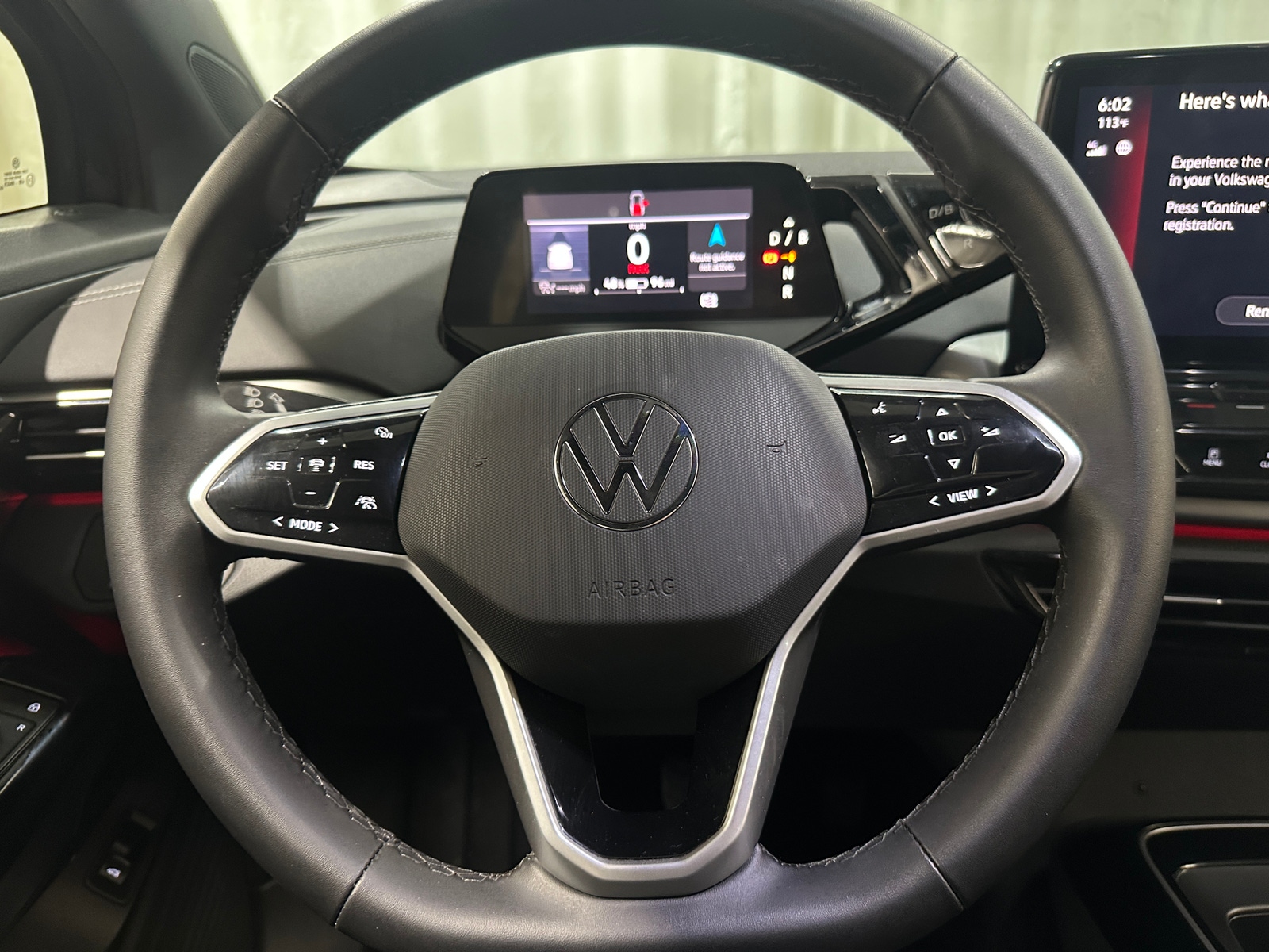 Thumbnail: 2023 Volkswagen ID.4 - 5