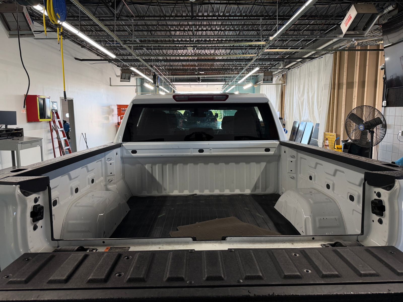 Thumbnail: 2024 GMC Sierra 1500 - 6
