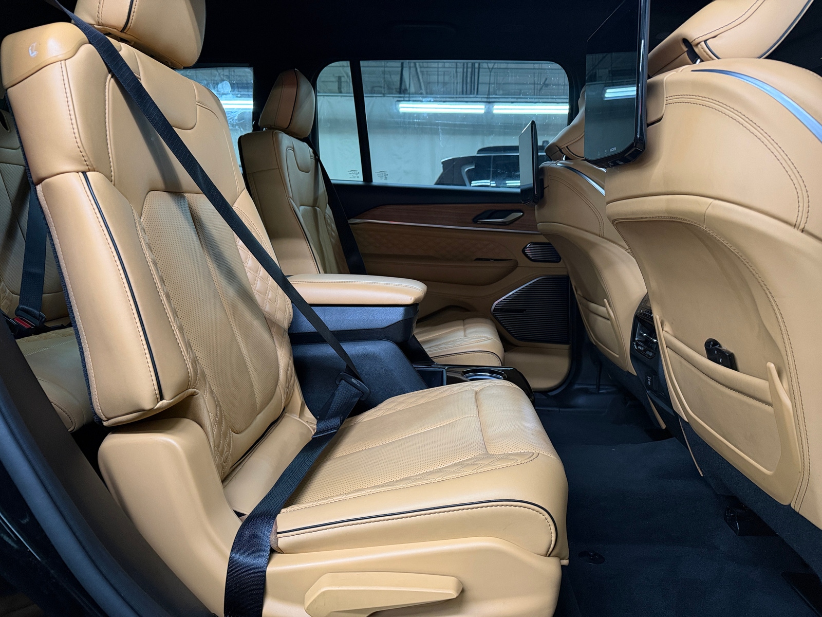 Thumbnail: 2025 Jeep Grand Cherokee L - 5