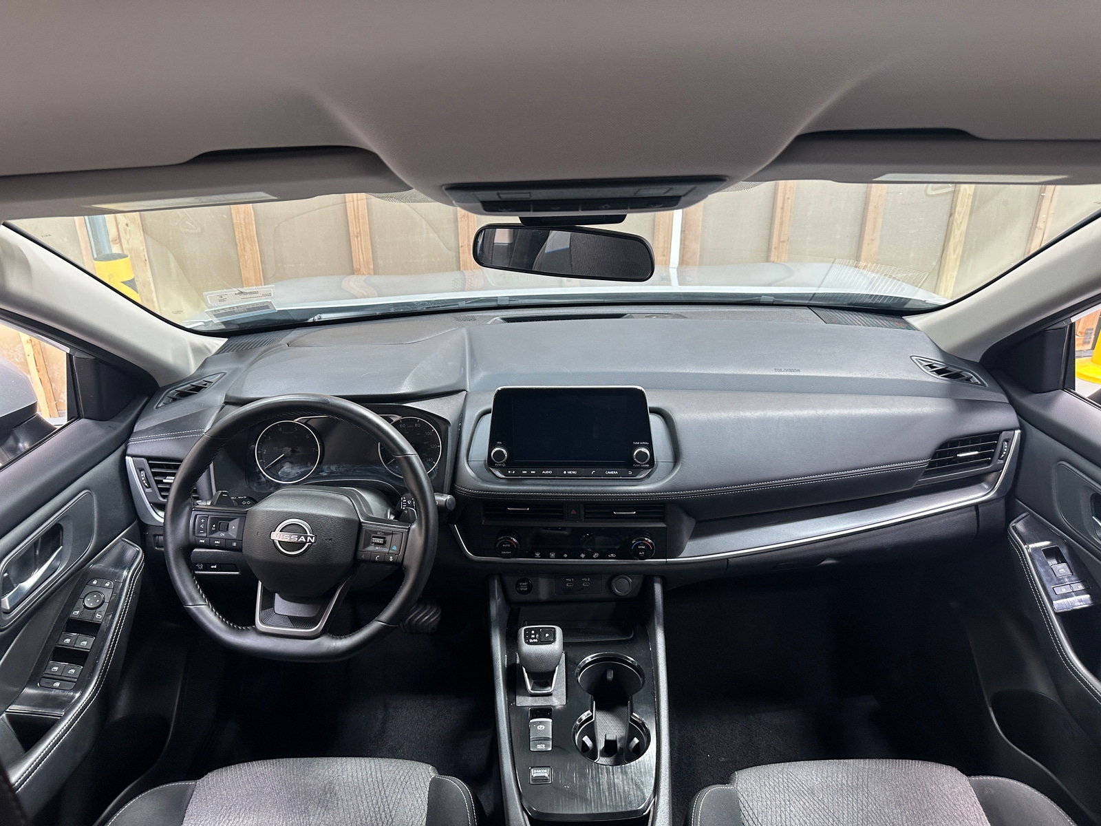 Thumbnail: 2025 Nissan Rogue - 3