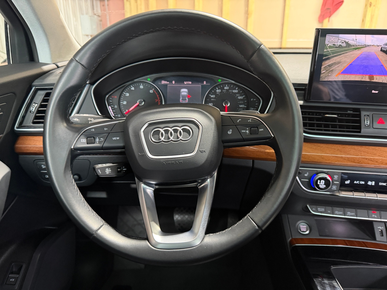 Thumbnail: 2023 Audi Q5 - 5