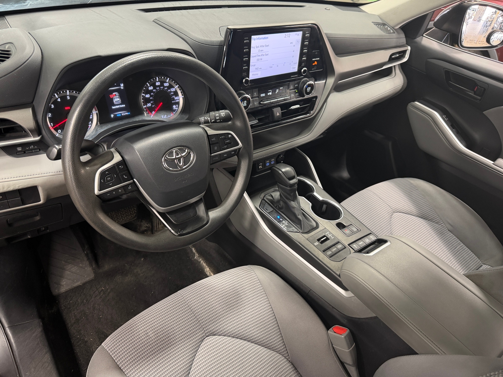 Thumbnail: 2022 Toyota Highlander - 3