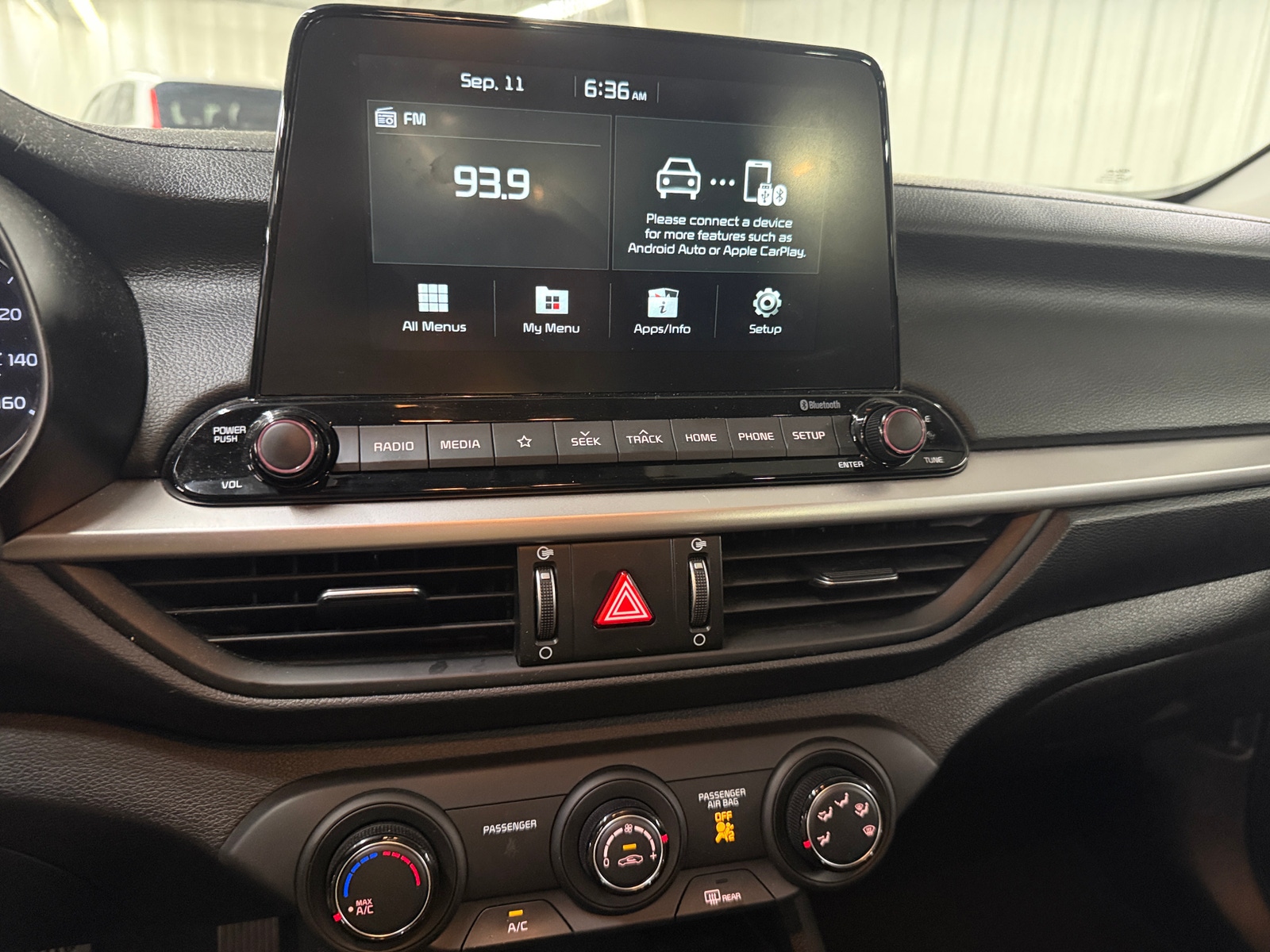 Thumbnail: 2021 Kia Forte - 4