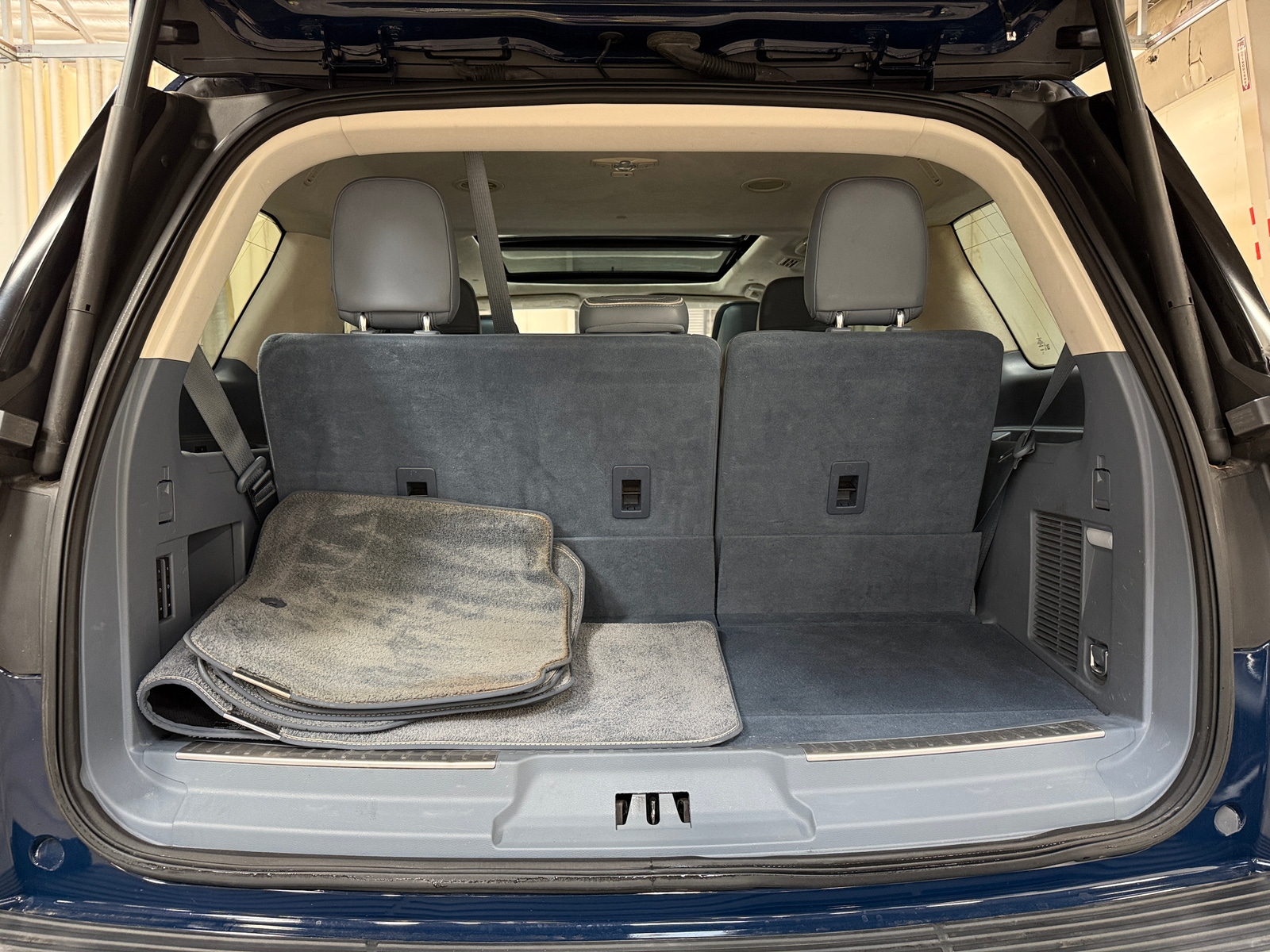 Thumbnail: 2018 Lincoln Navigator - 6