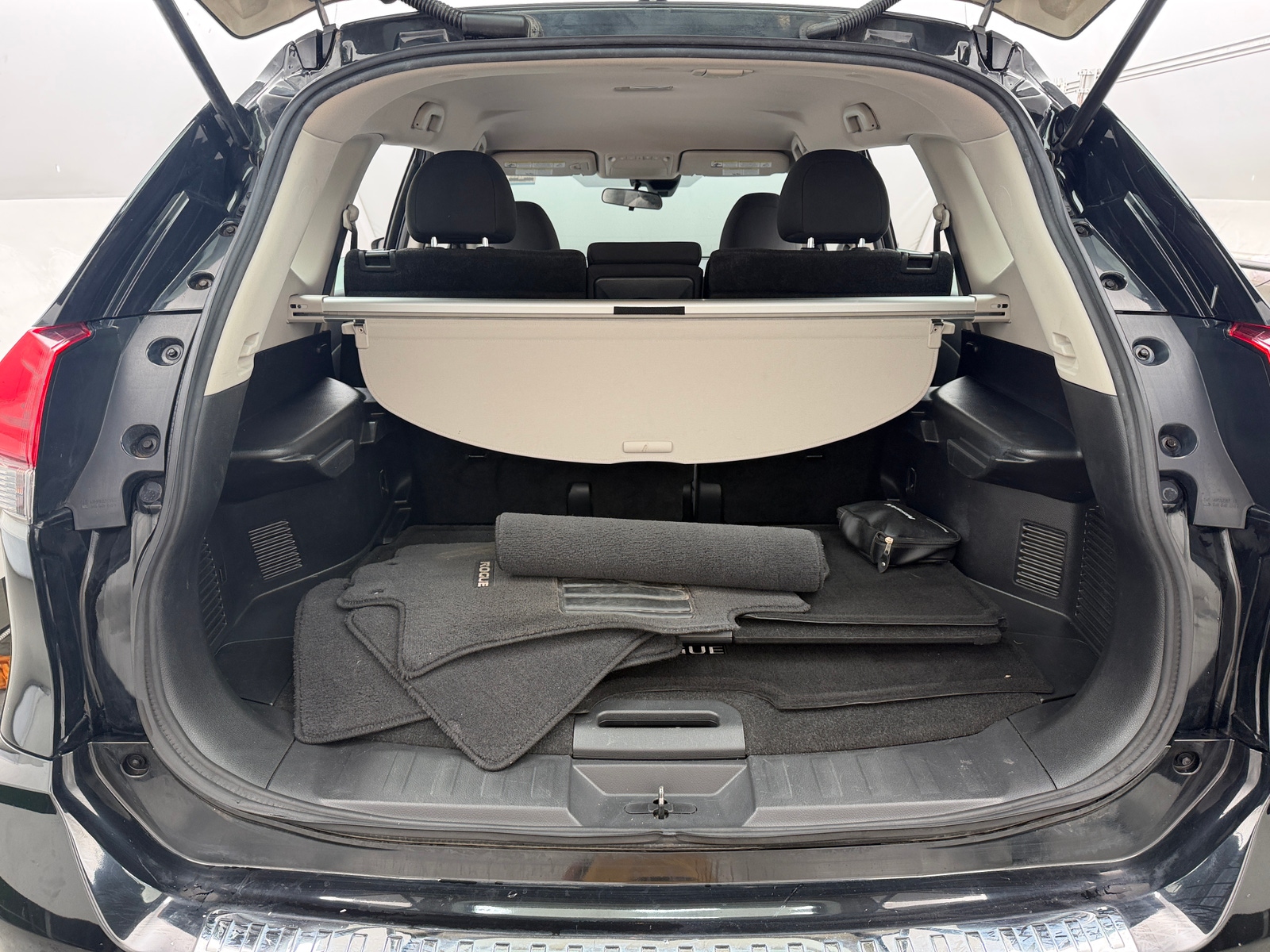 Thumbnail: 2019 Nissan Rogue - 7