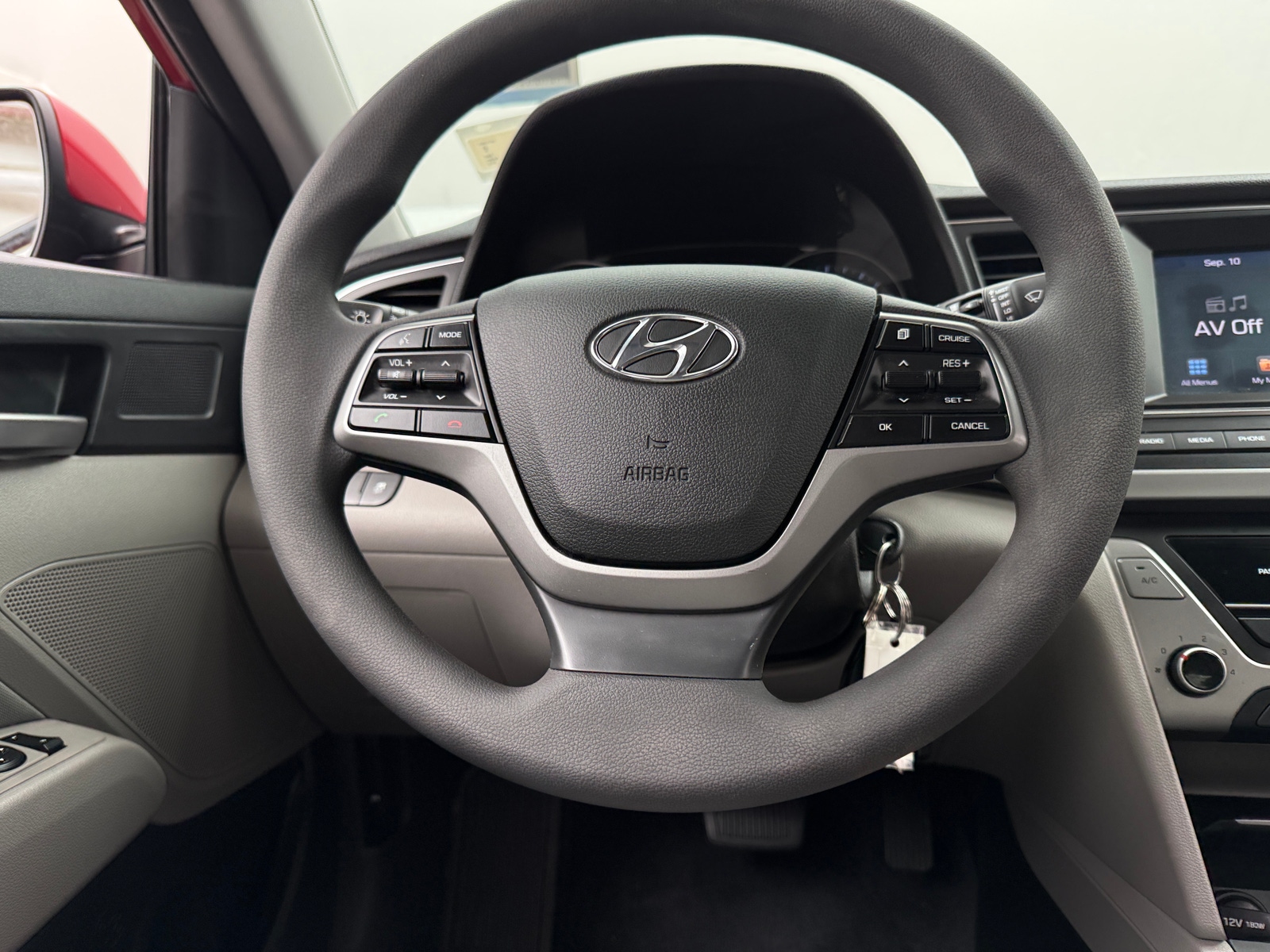 Thumbnail: 2018 Hyundai Elantra - 5