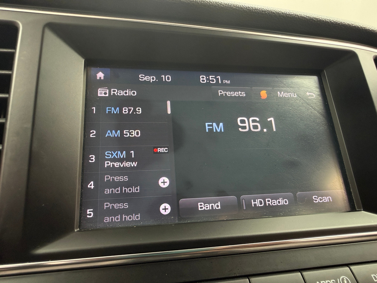 Thumbnail: 2018 Hyundai Elantra - 4