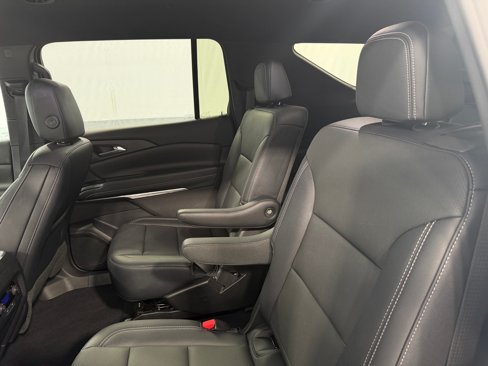 Thumbnail: 2026 Chevrolet Traverse - 5