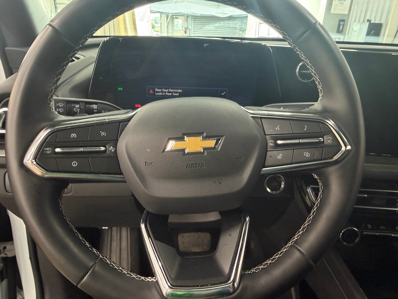 Thumbnail: 2026 Chevrolet Traverse - 4