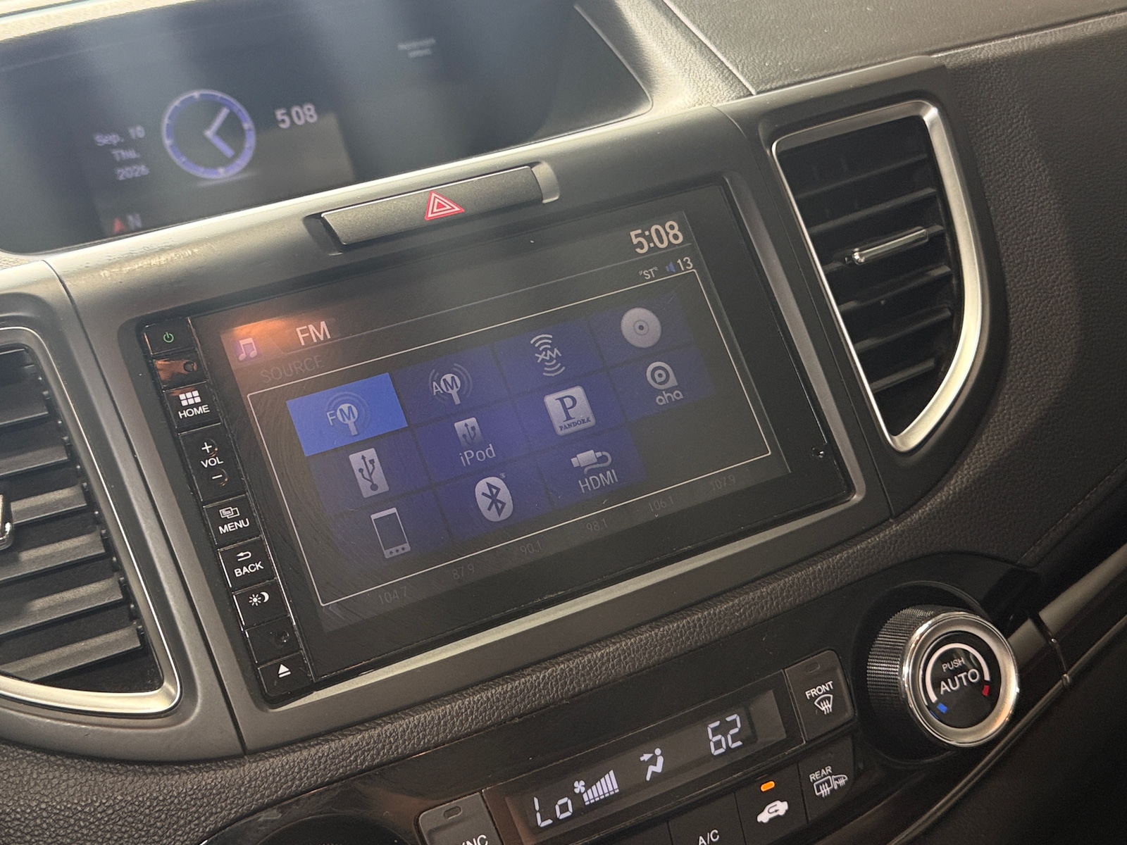 Thumbnail: 2015 Honda CR-V - 3