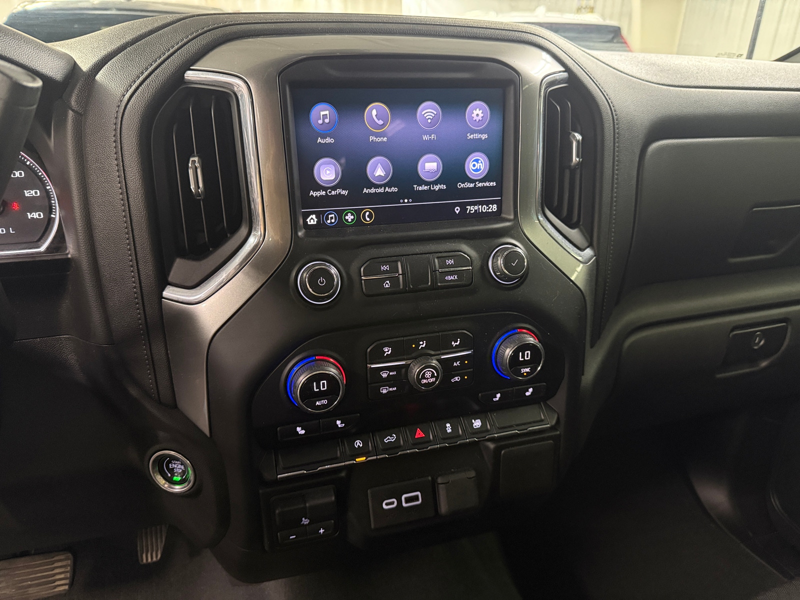Thumbnail: 2021 Chevrolet Silverado 1500 - 4