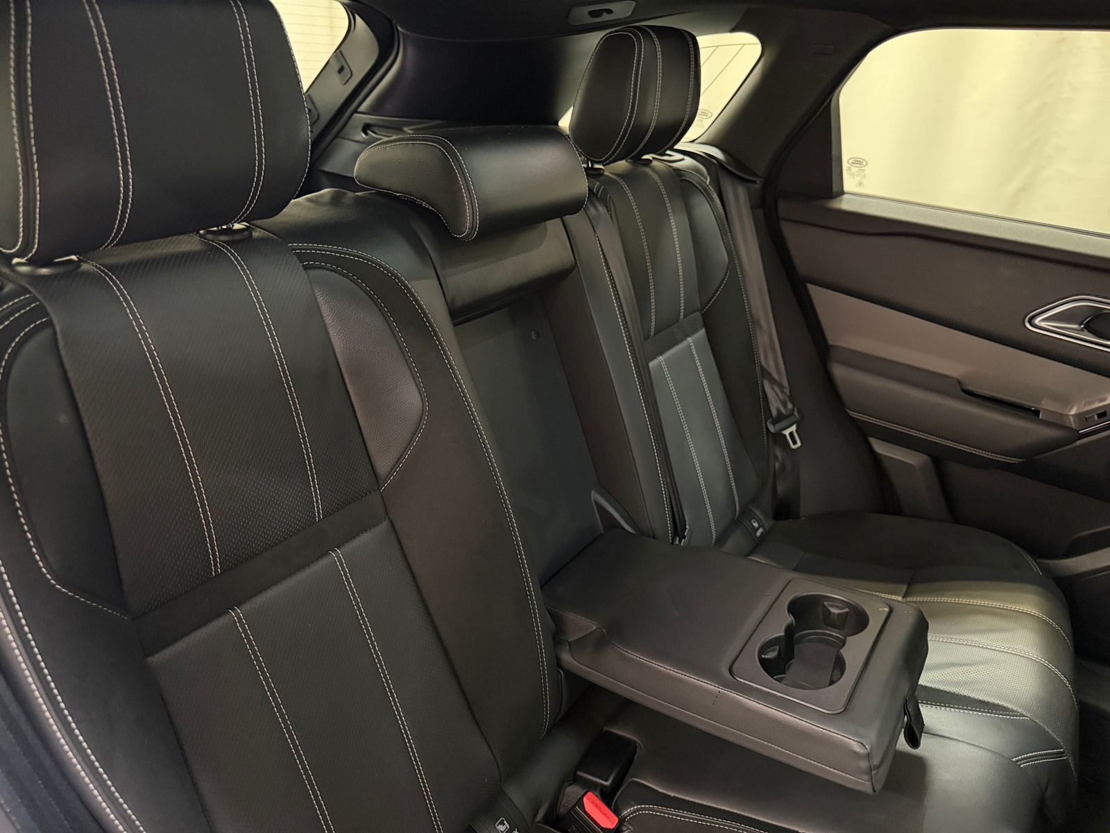 Thumbnail: 2021 Land Rover Range Rover Velar - 5