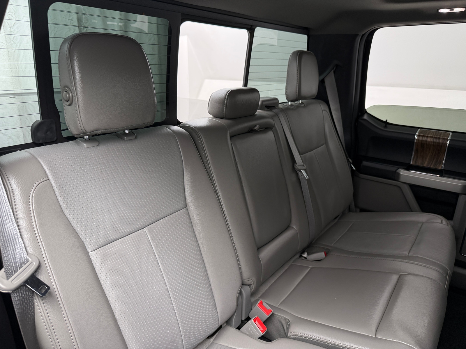 Thumbnail: 2018 Ford Econoline - 5