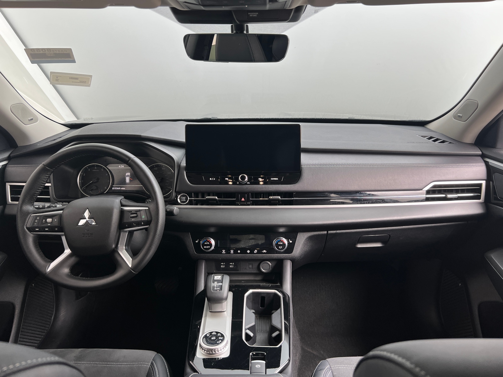 Thumbnail: 2025 Mitsubishi Outlander - 3