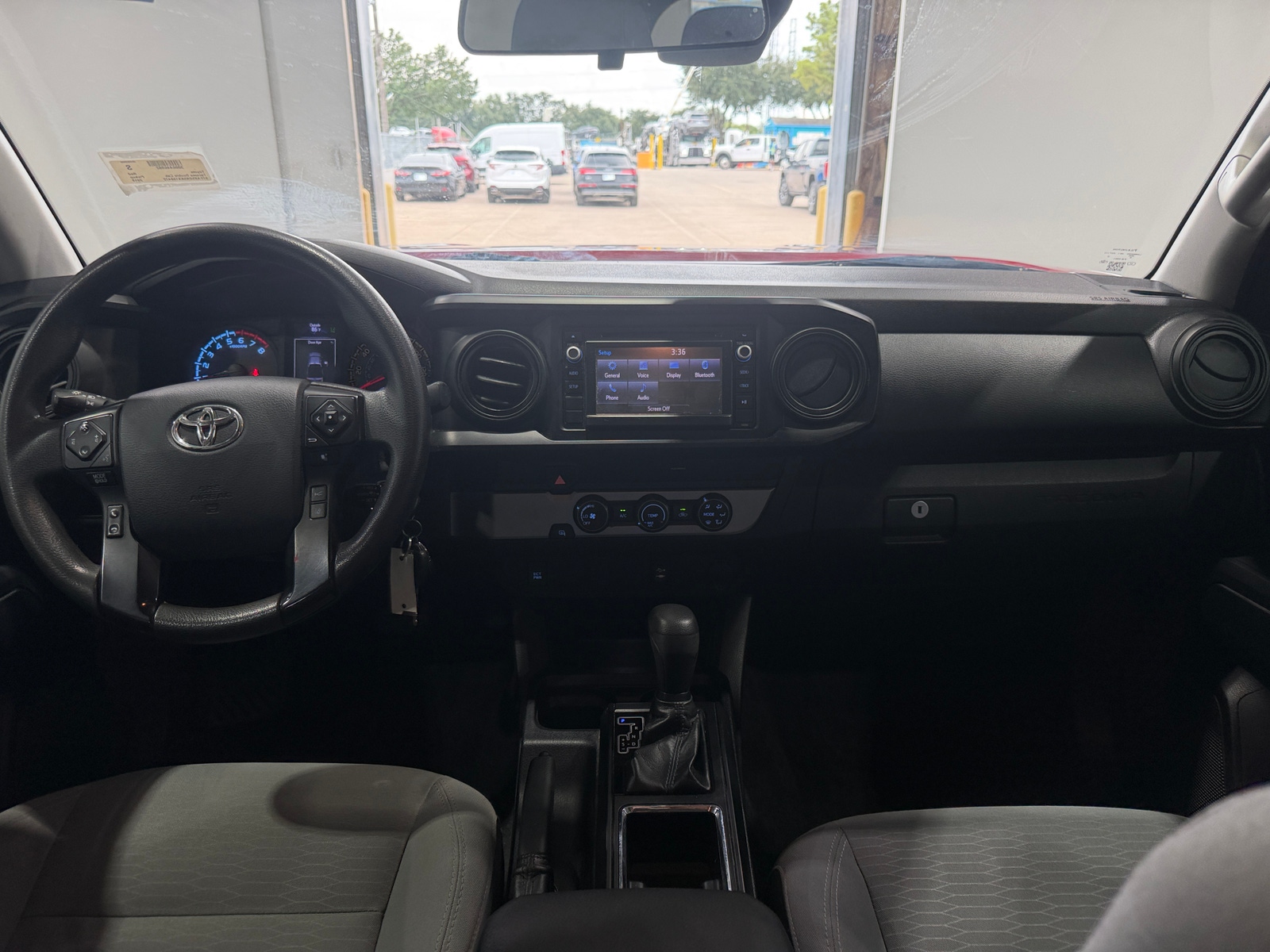 Thumbnail: 2019 Toyota Tacoma - 3