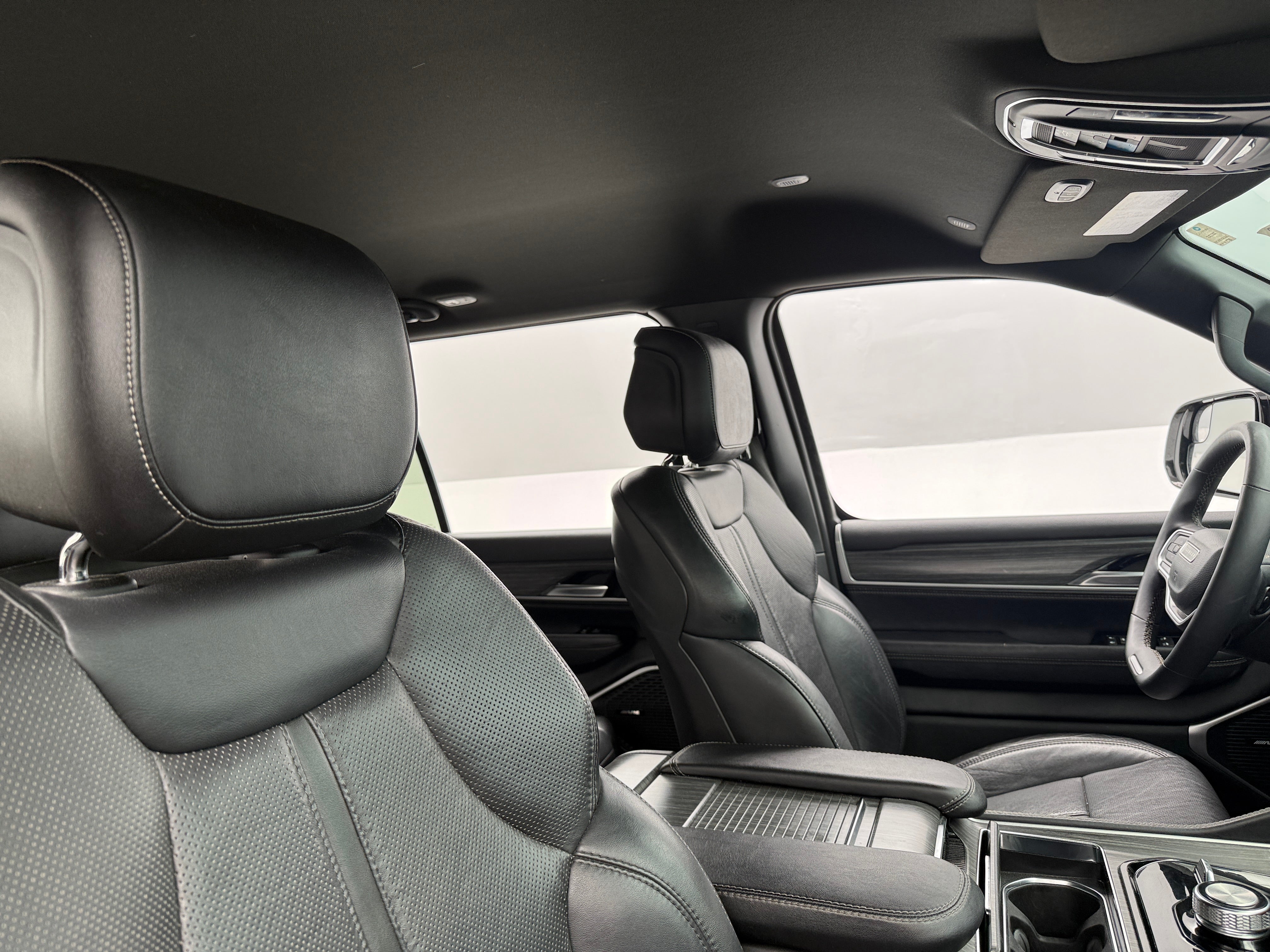 2024 Jeep Wagoneer L