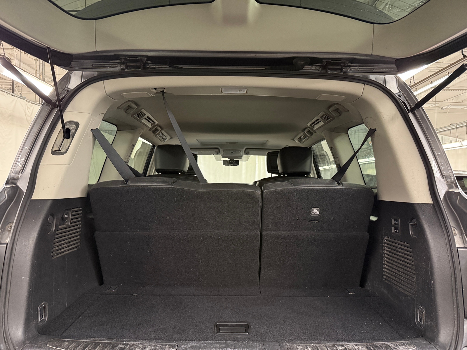 Thumbnail: 2020 Nissan Armada - 6