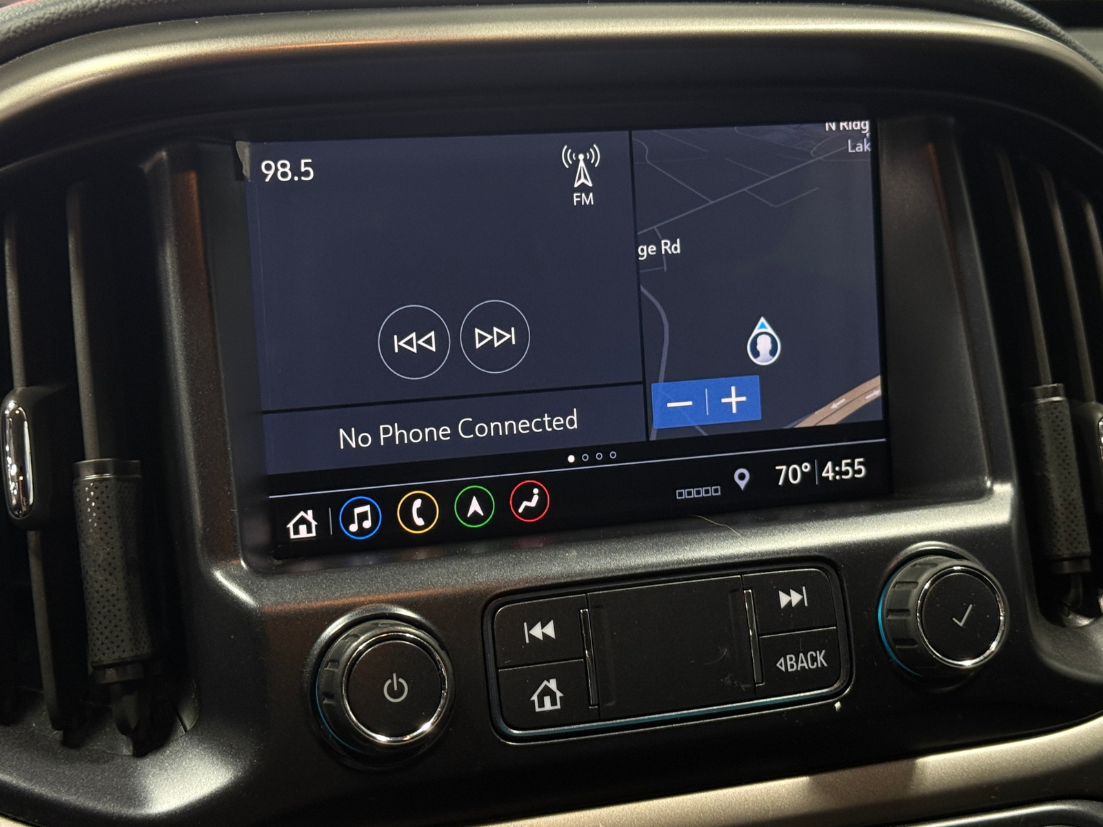 Thumbnail: 2021 Chevrolet Colorado - 3
