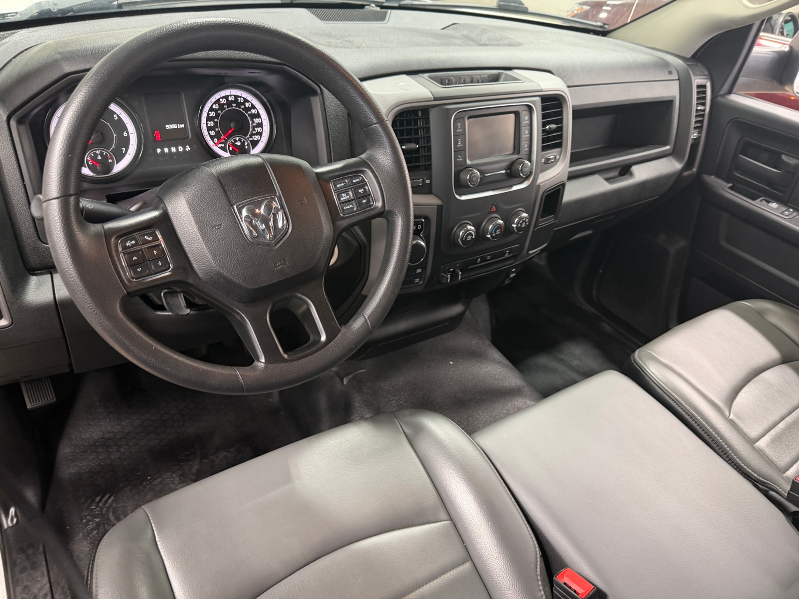 Thumbnail: 2023 RAM 1500 Classic - 3