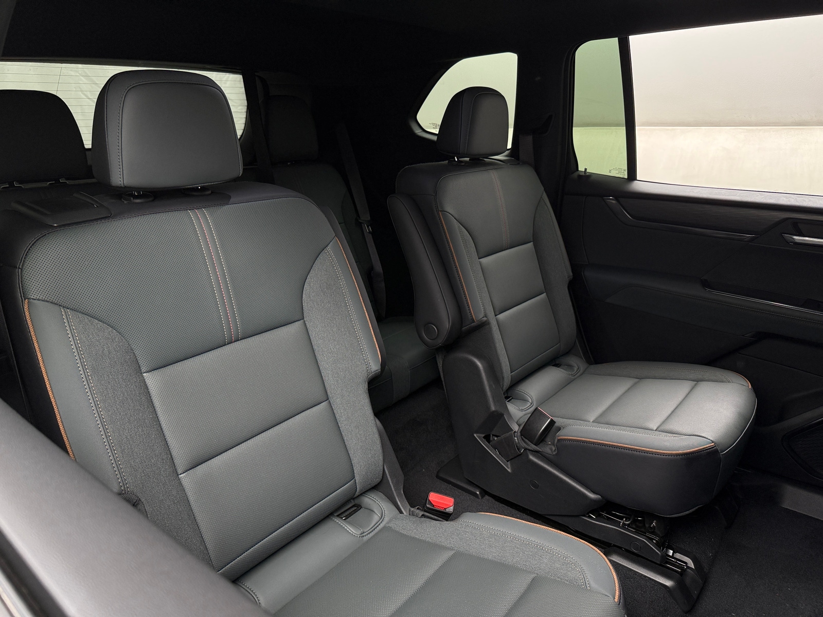 Thumbnail: 2024 GMC Acadia - 5