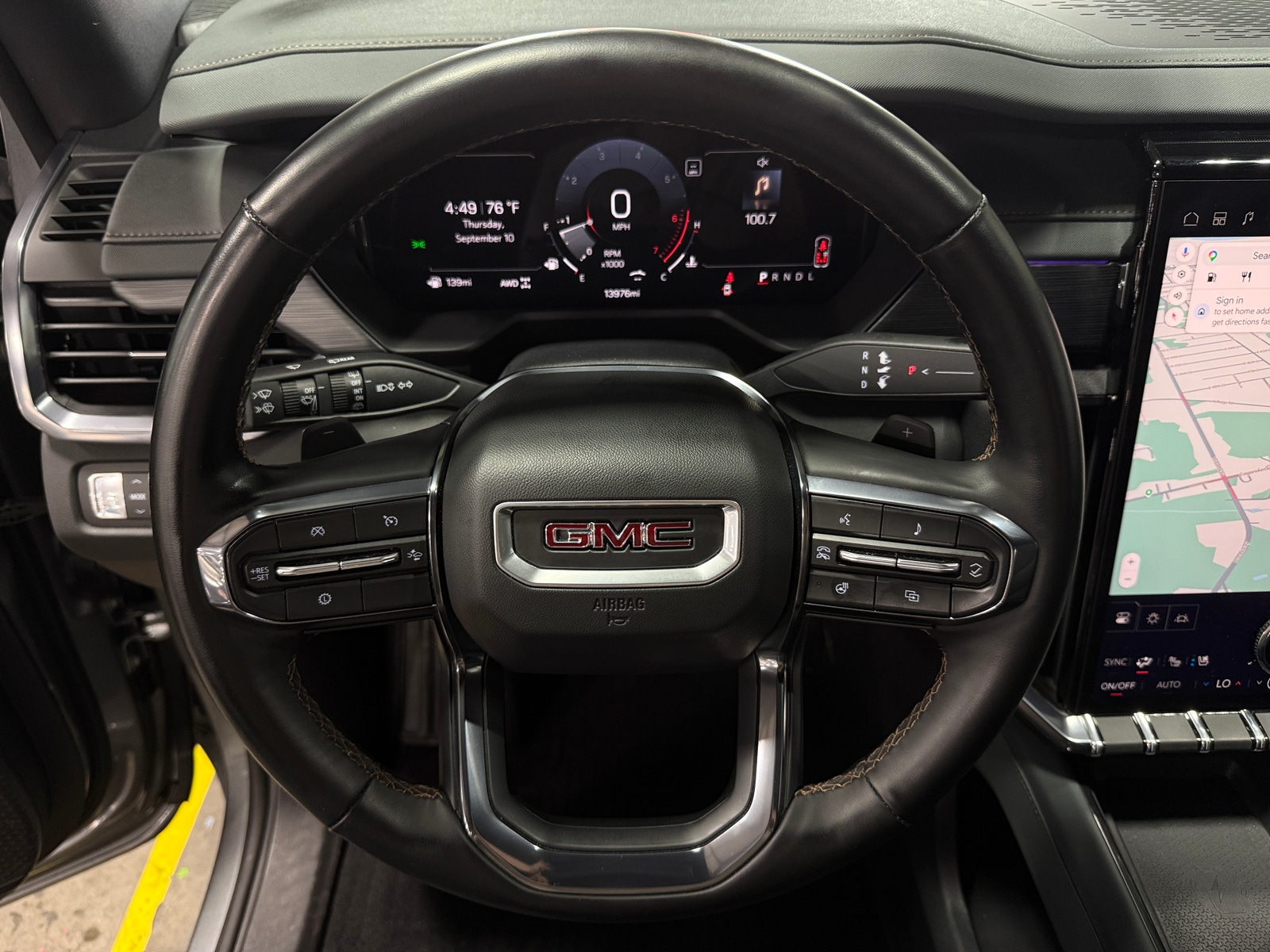 Thumbnail: 2024 GMC Acadia - 4