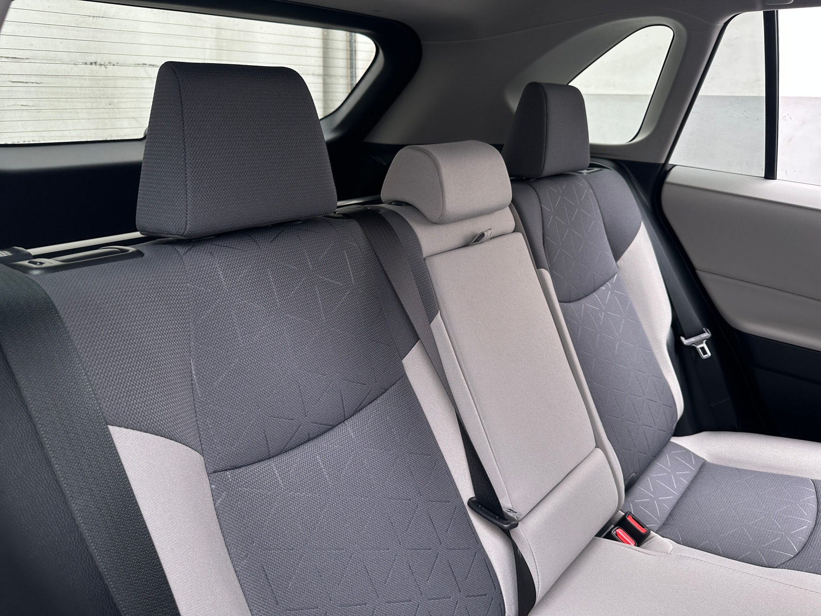 Thumbnail: 2019 Toyota RAV4 - 6
