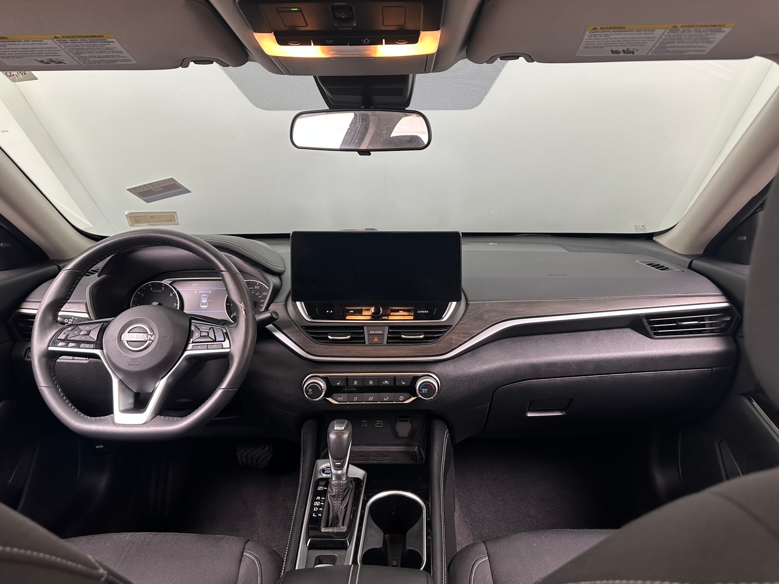 Thumbnail: 2023 Nissan Altima - 3