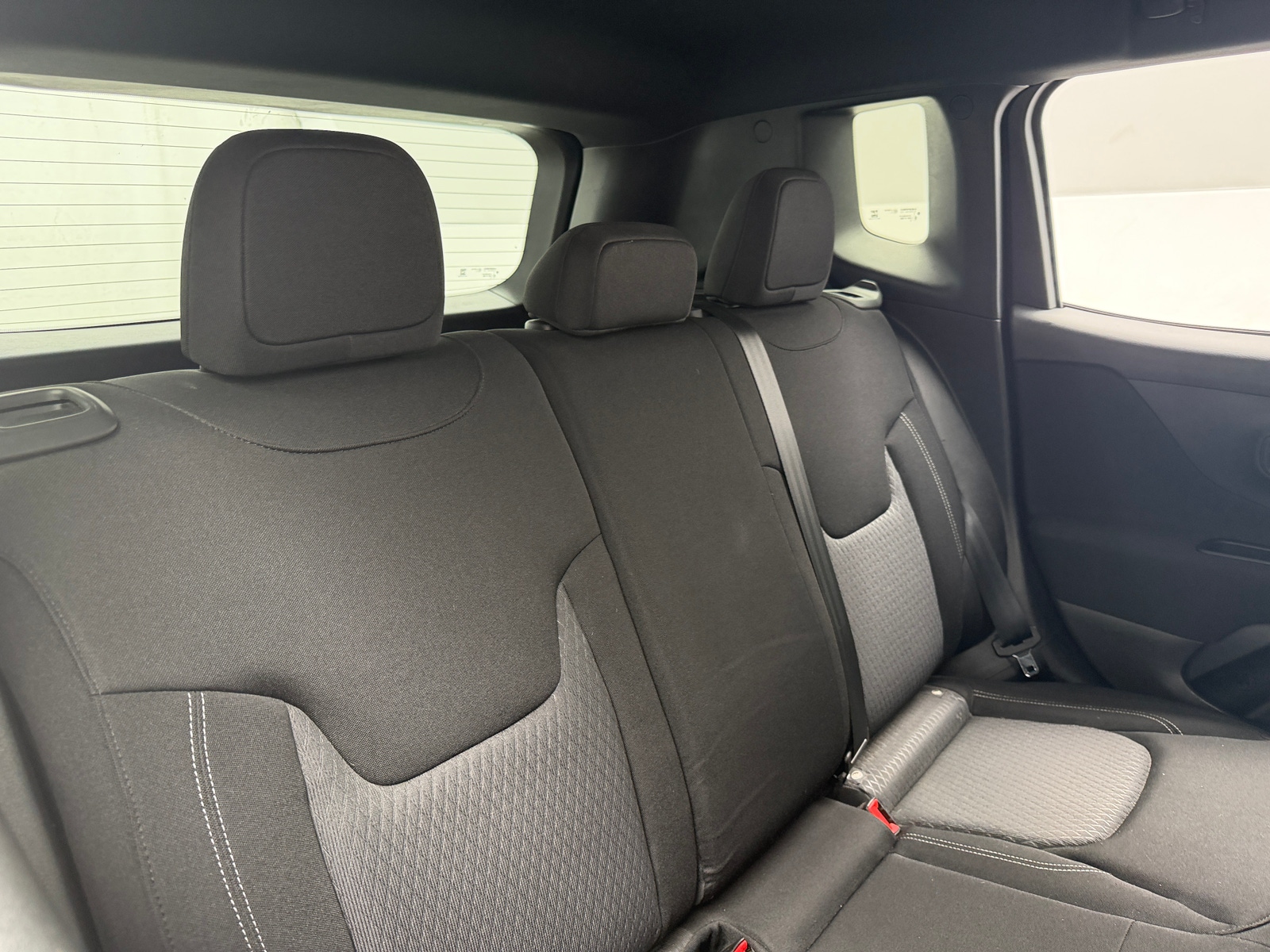 Thumbnail: 2021 Jeep Renegade - 6