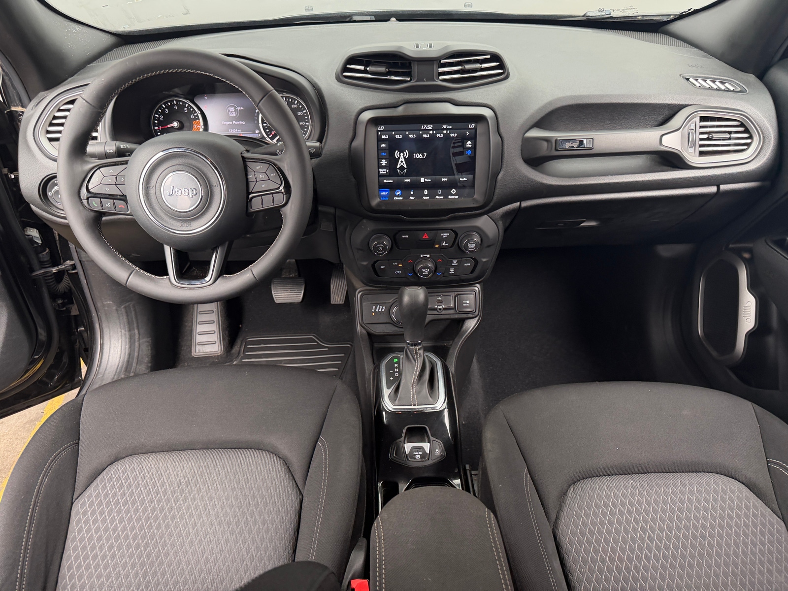 Thumbnail: 2021 Jeep Renegade - 3