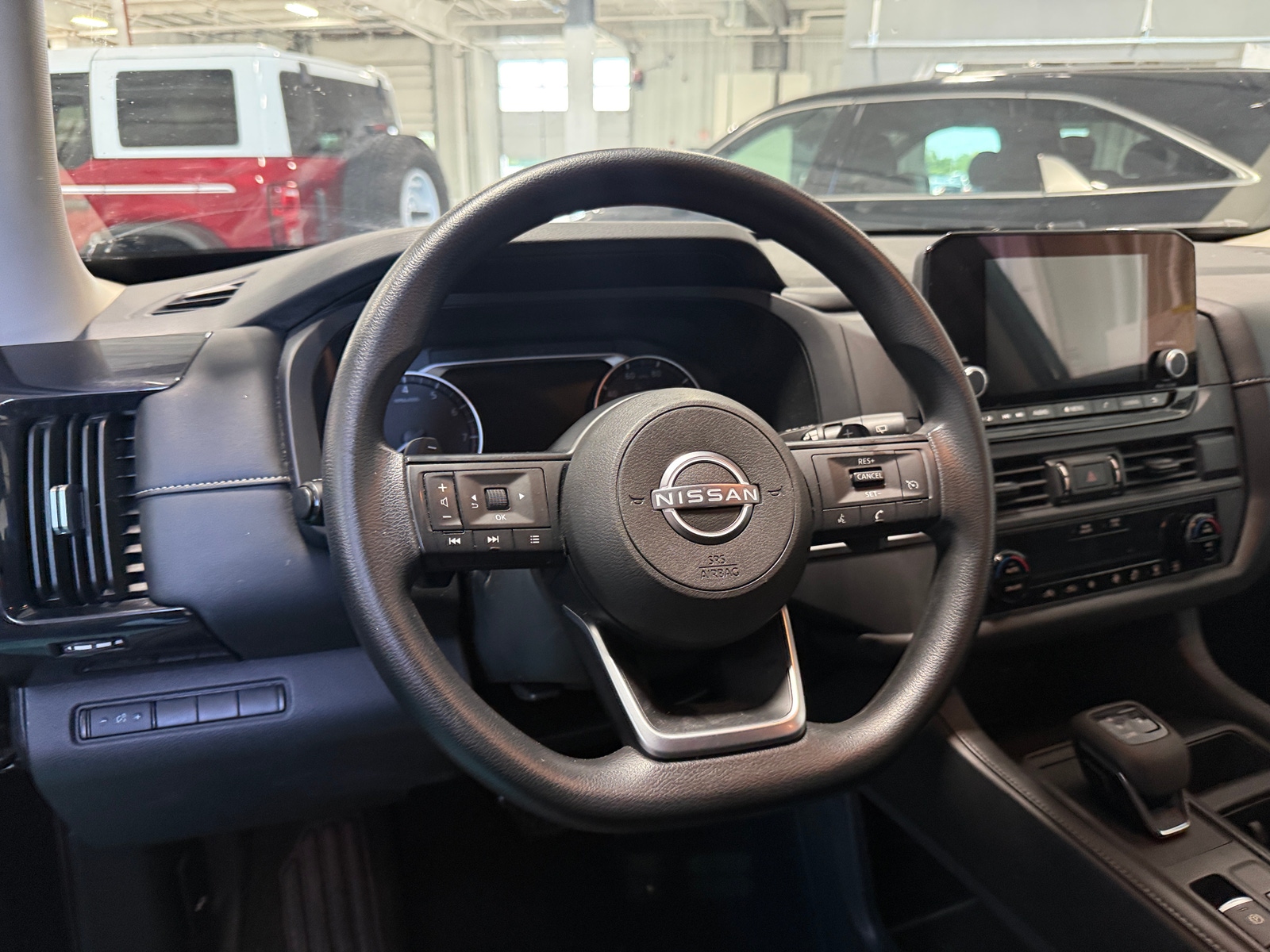 Thumbnail: 2024 Nissan Pathfinder - 5