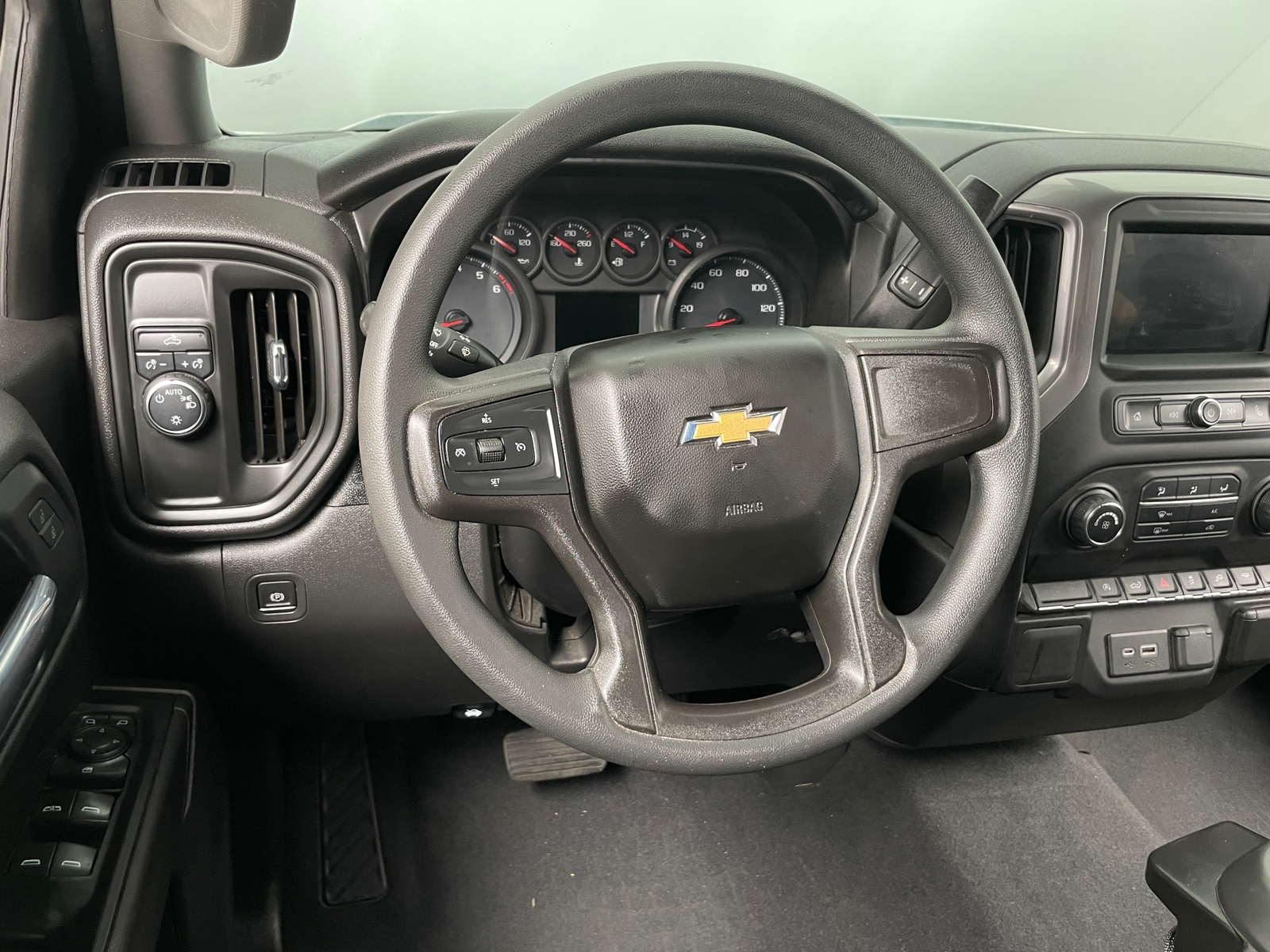 Thumbnail: 2021 Chevrolet Silverado 1500 - 5