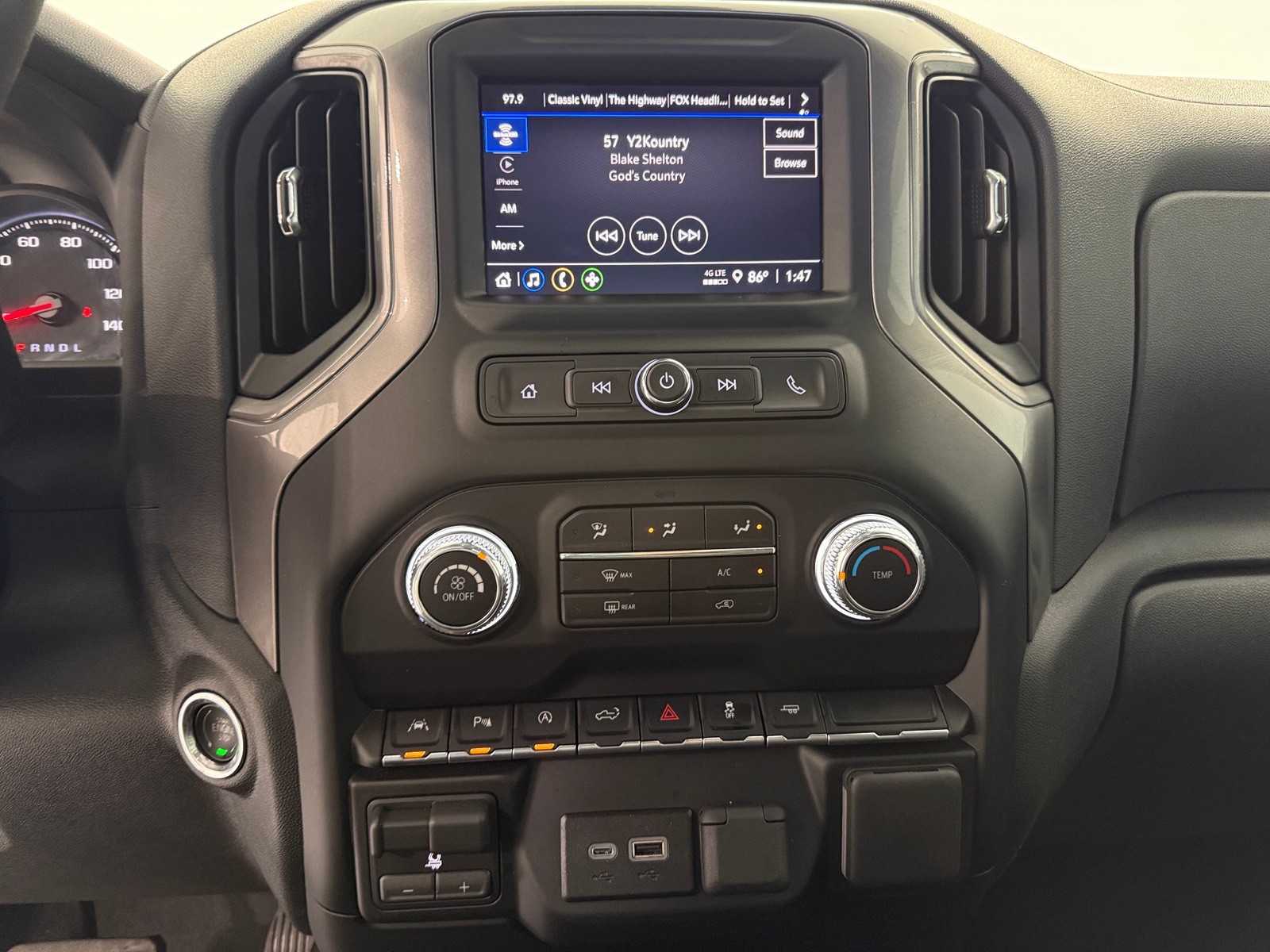 Thumbnail: 2026 GMC Sierra 1500 - 4