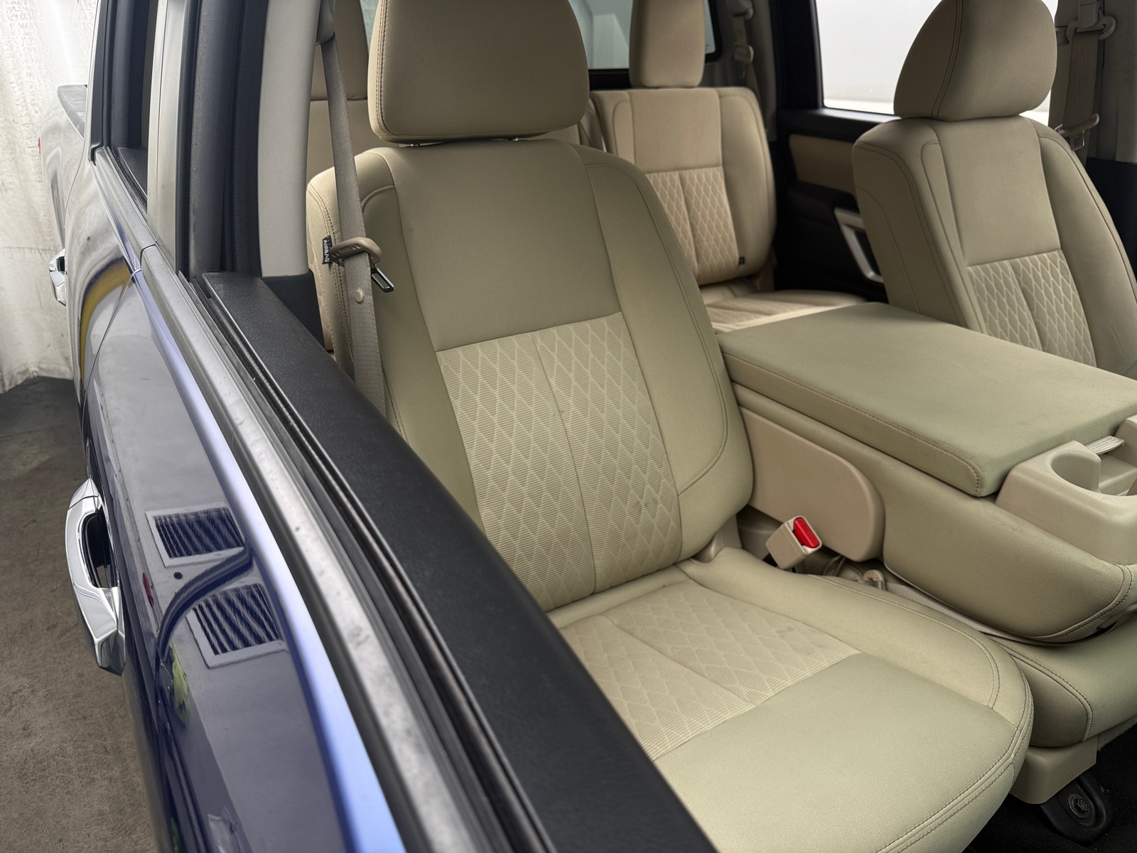 Thumbnail: 2019 Nissan Titan - 2