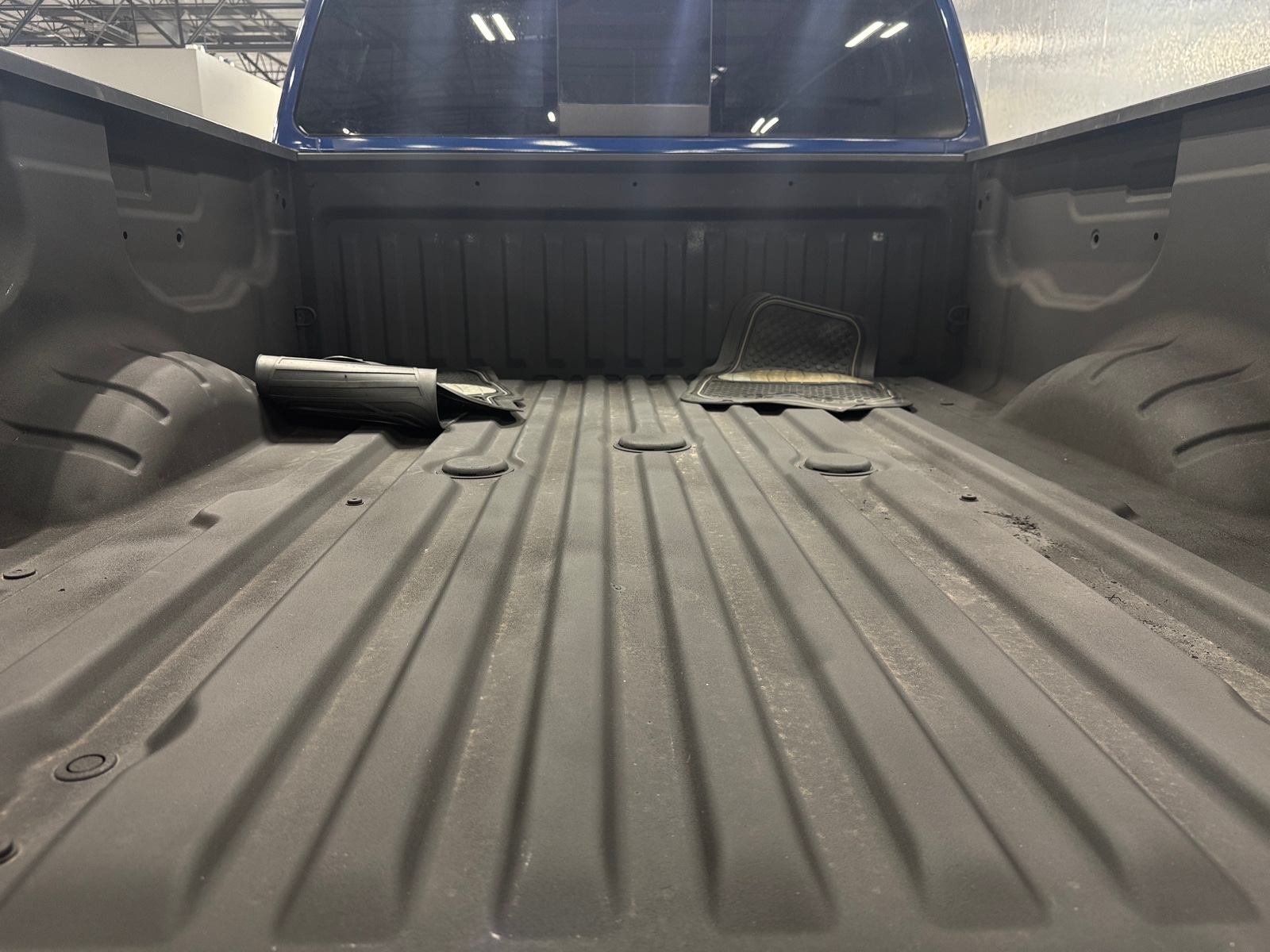 Thumbnail: 2019 Nissan Titan - 7