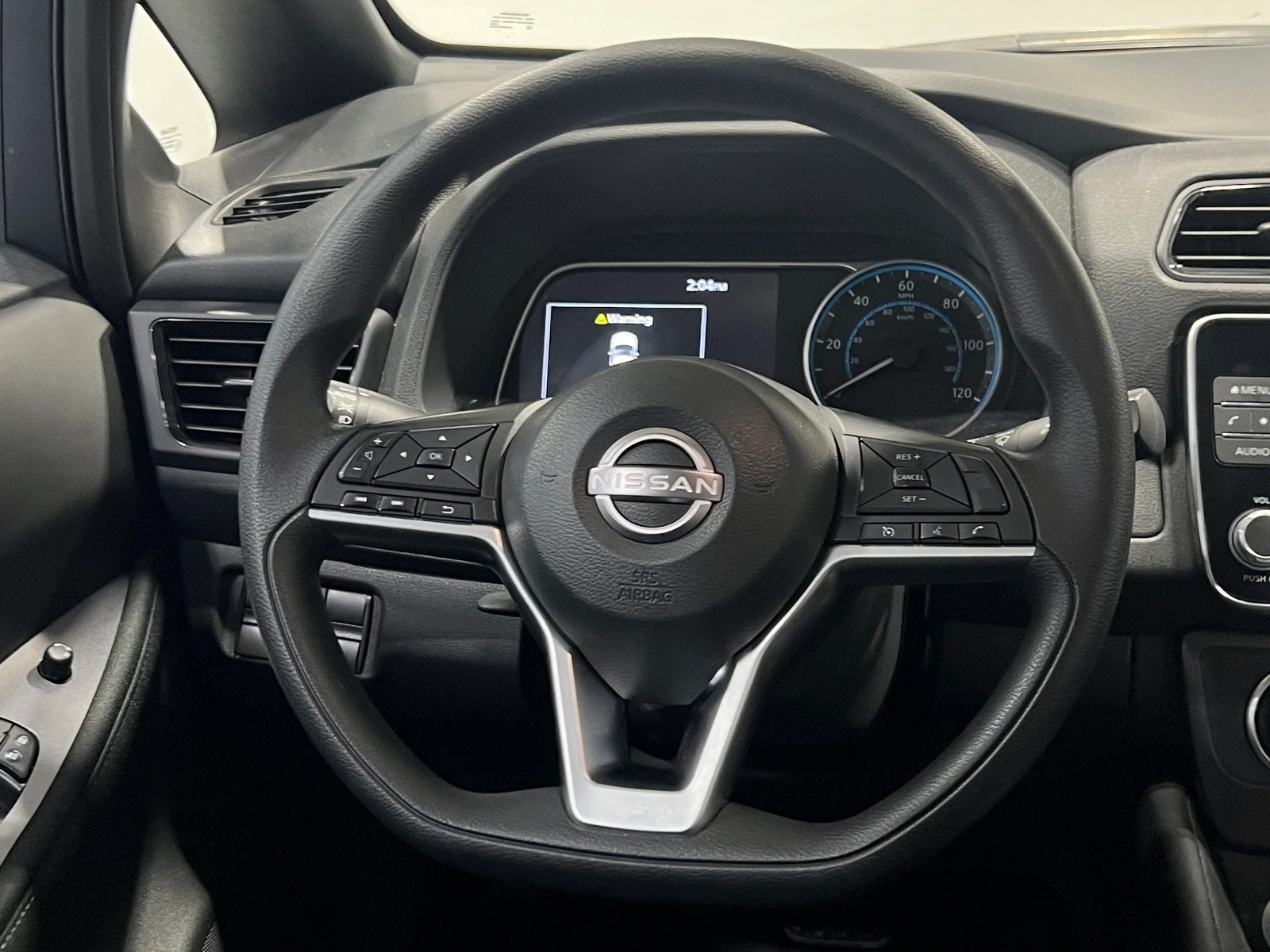 Thumbnail: 2025 Nissan Leaf - 5