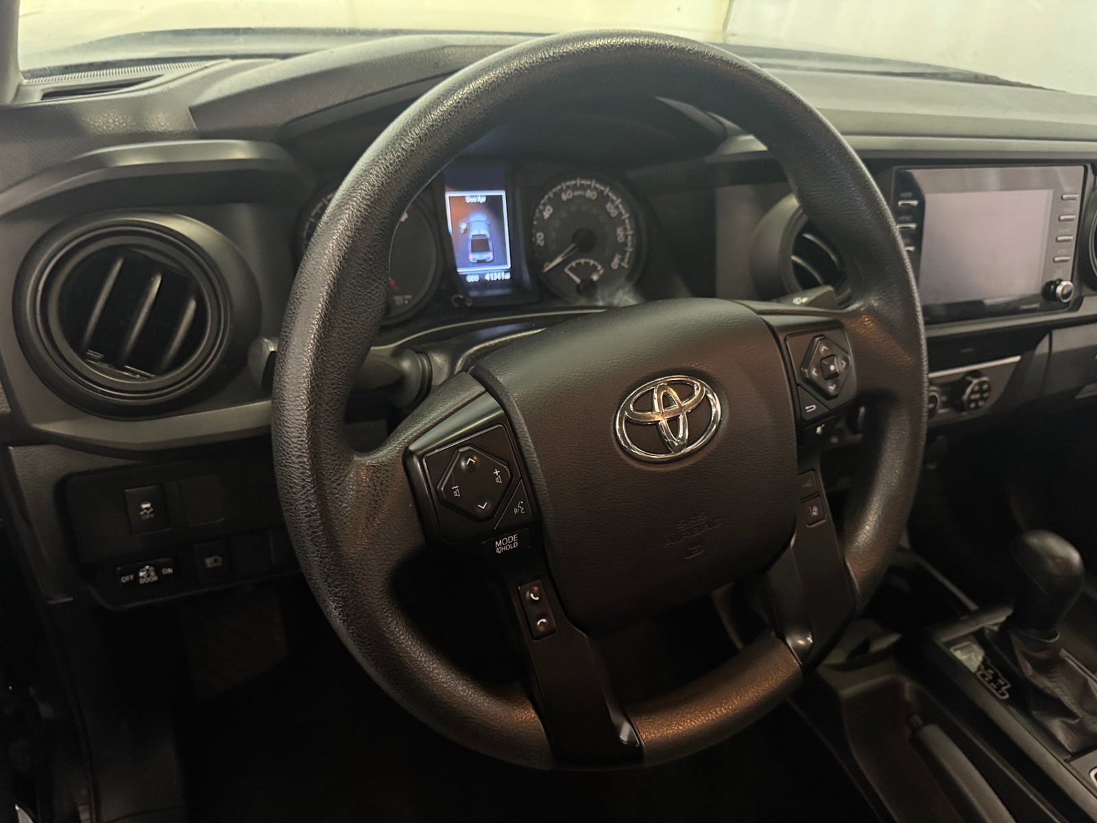 Thumbnail: 2022 Toyota Tacoma - 5