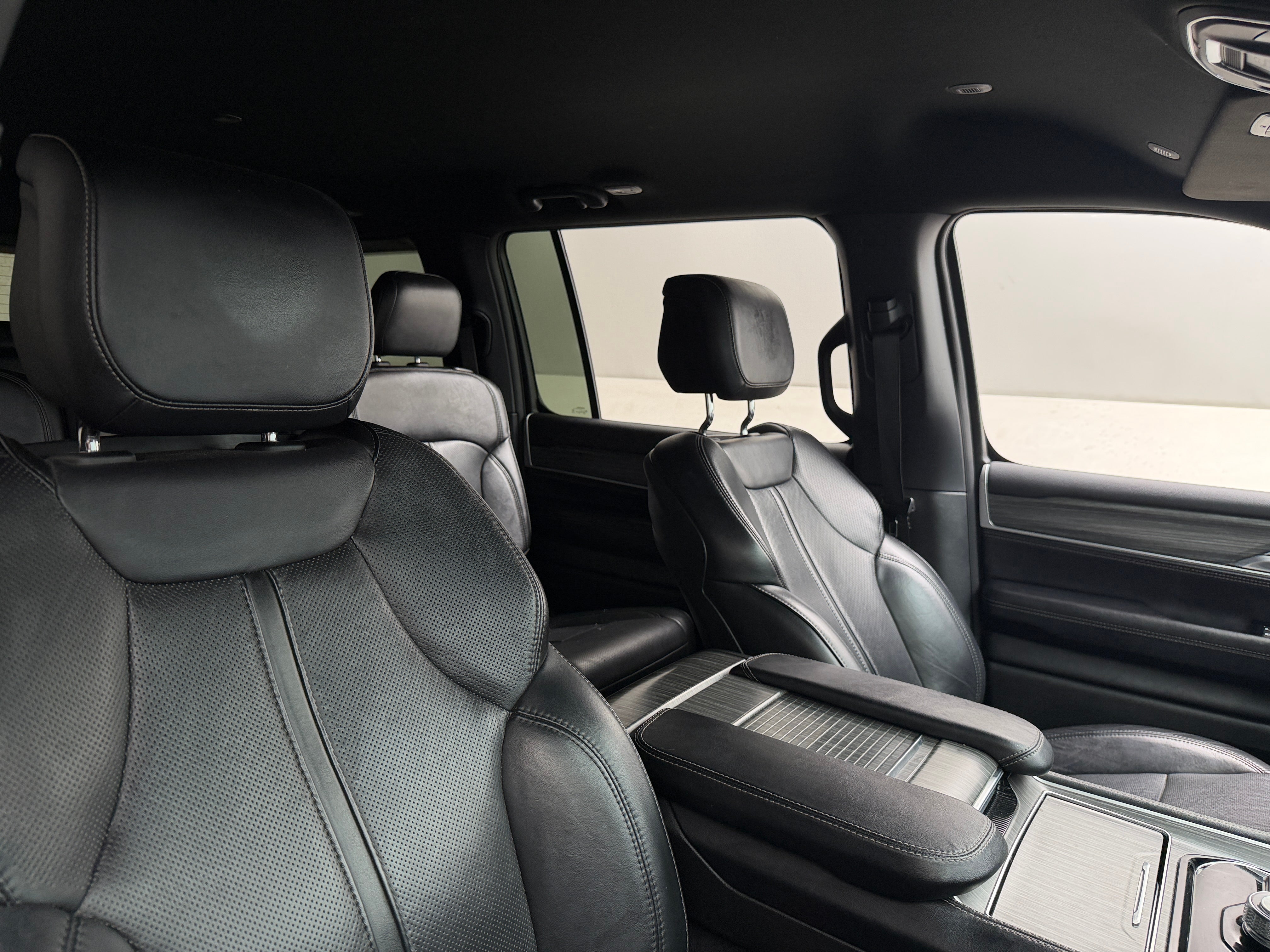 2024 Jeep Wagoneer