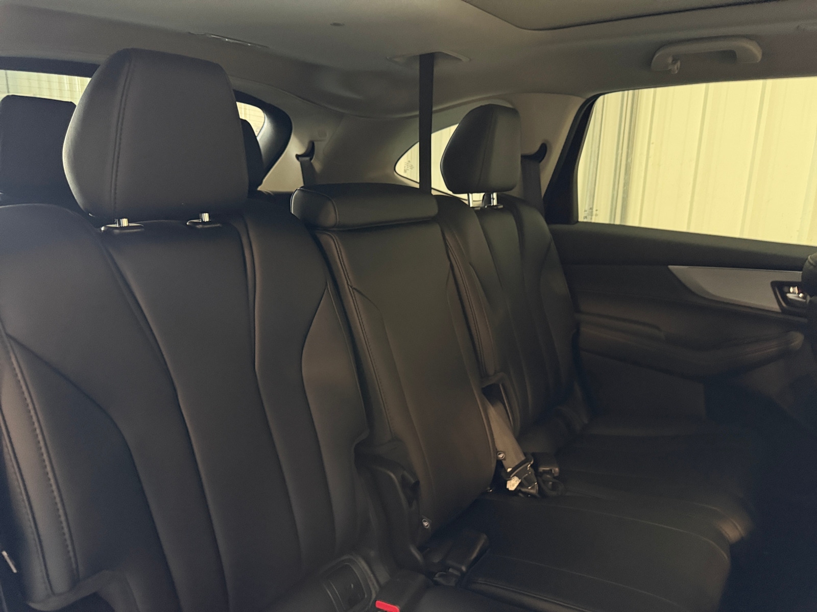 Thumbnail: 2024 Acura MDX - 5