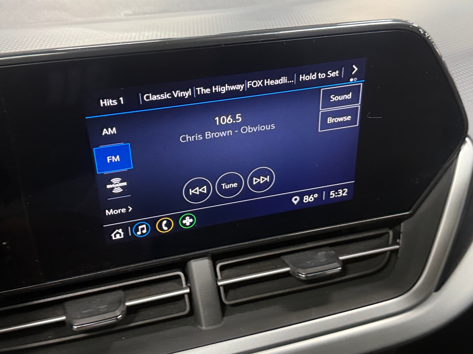 Thumbnail: 2024 Chevrolet Trax - 4