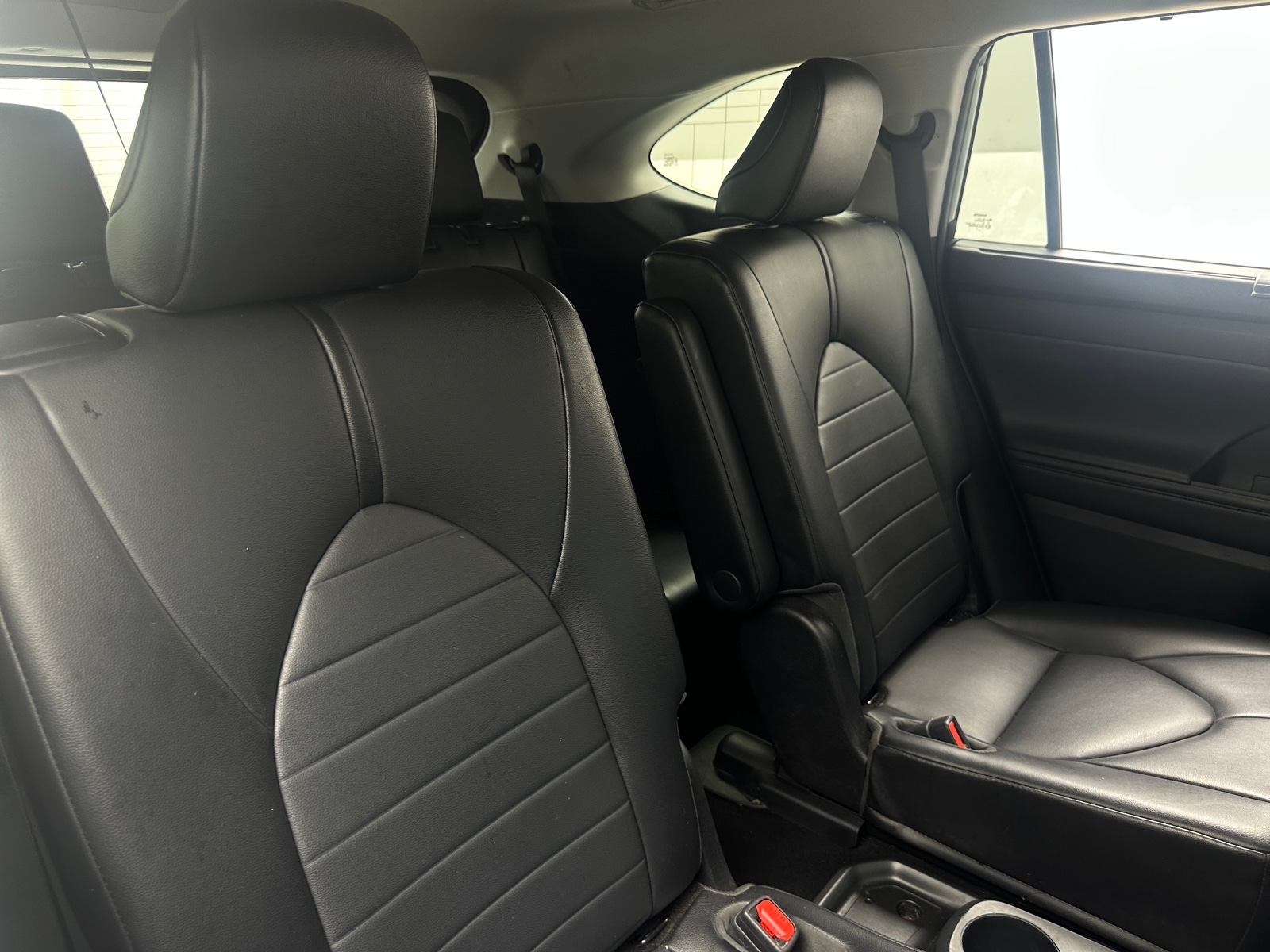 Thumbnail: 2021 Toyota Highlander - 5