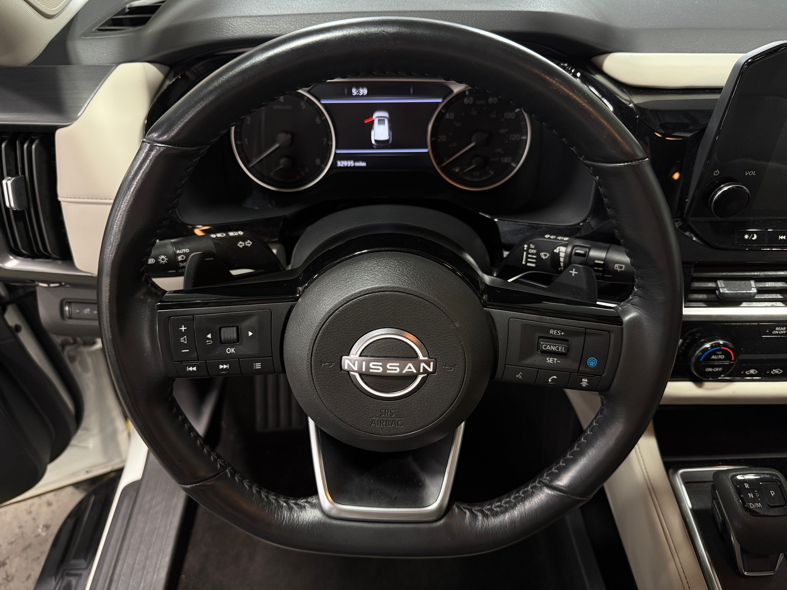 Thumbnail: 2023 Nissan Pathfinder - 4